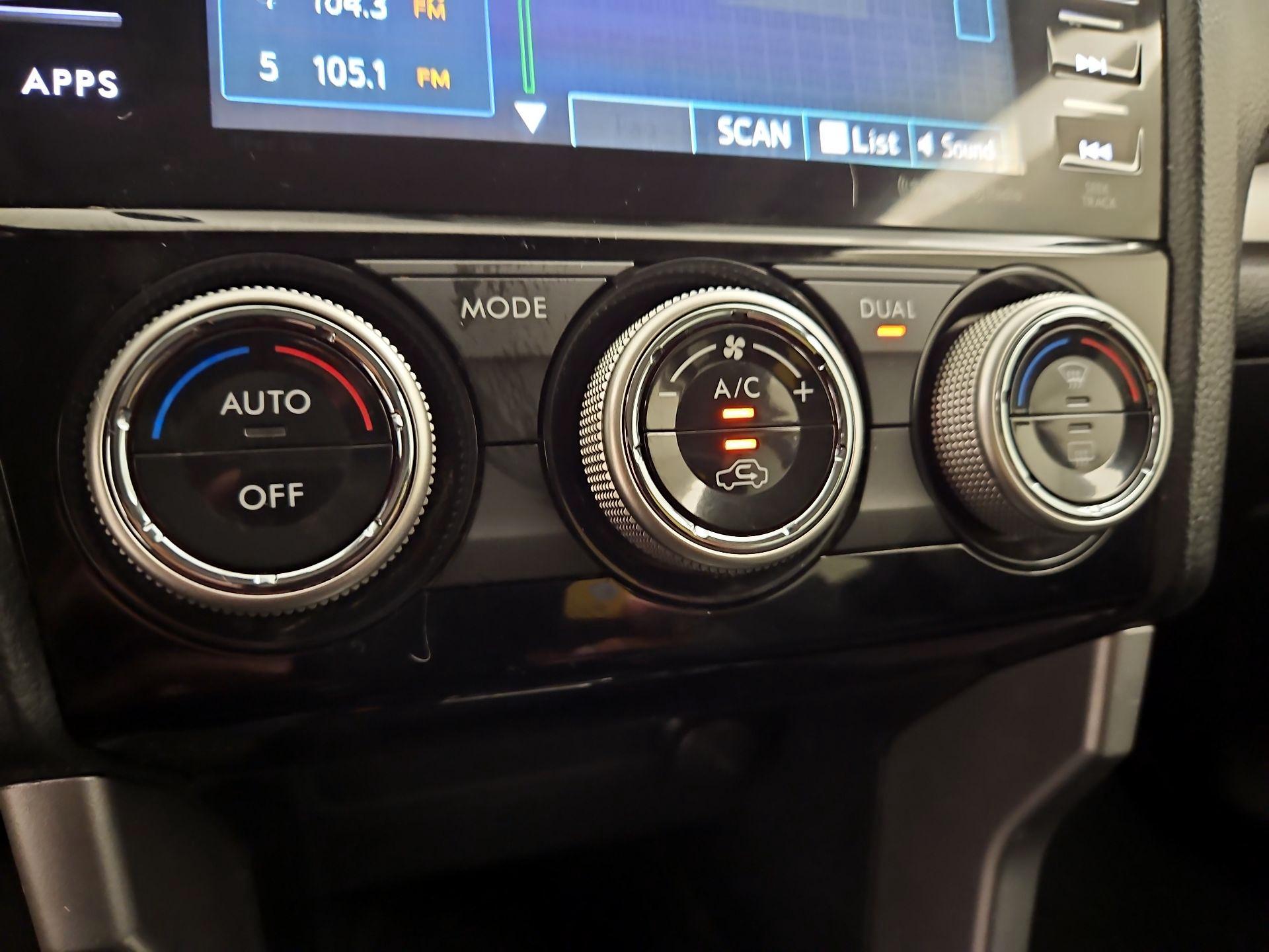 Thumbnail: 2016 Subaru Forester - 16