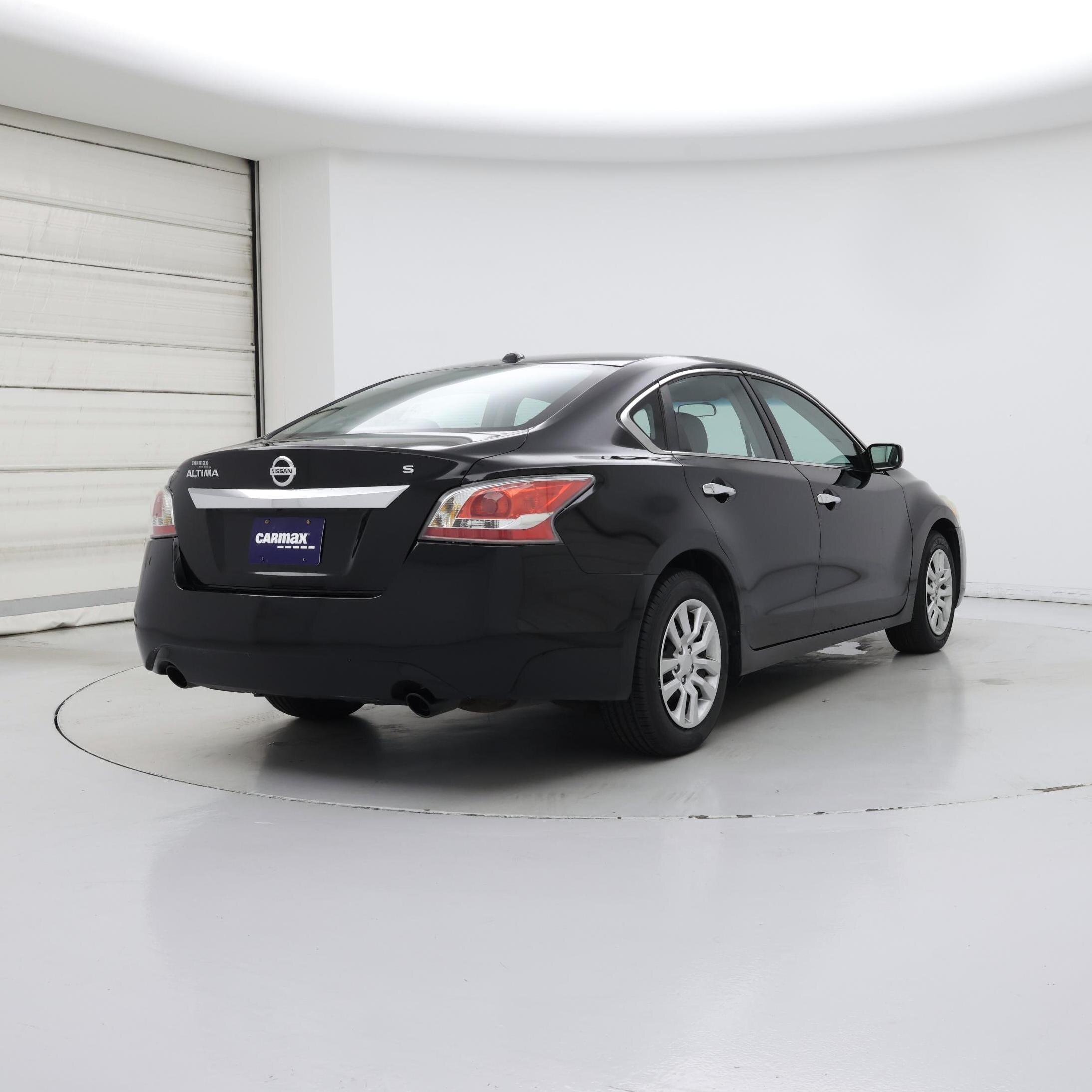 Thumbnail: 2015 Nissan Altima - 8