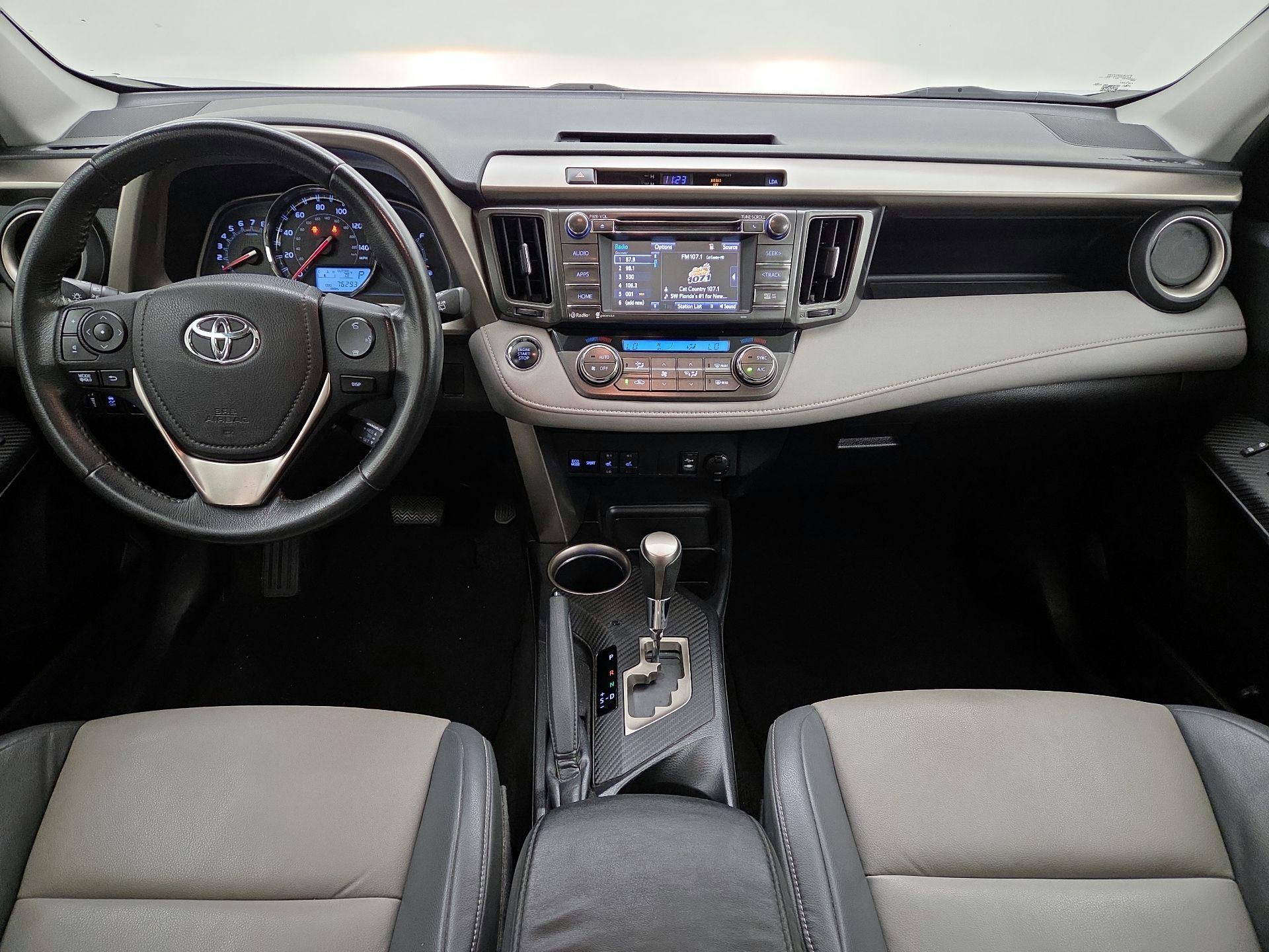 Thumbnail: 2015 Toyota RAV4 - 9