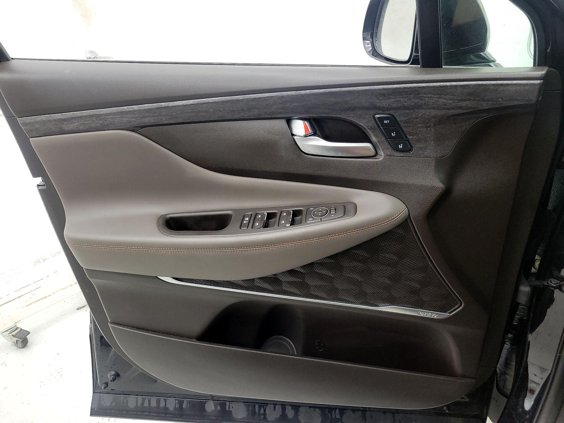 Thumbnail: 2019 Hyundai Santa Fe - 12