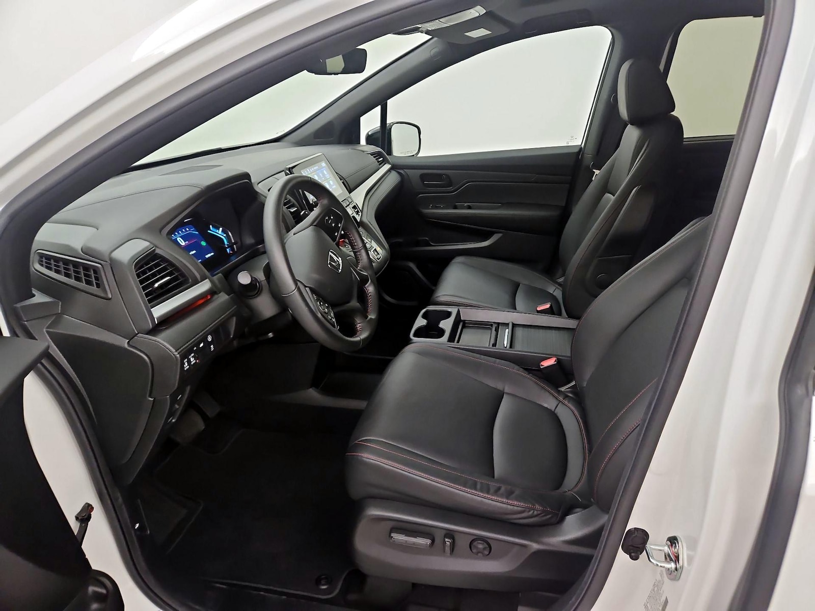 2024 Honda Odyssey SPORT - Photo 12