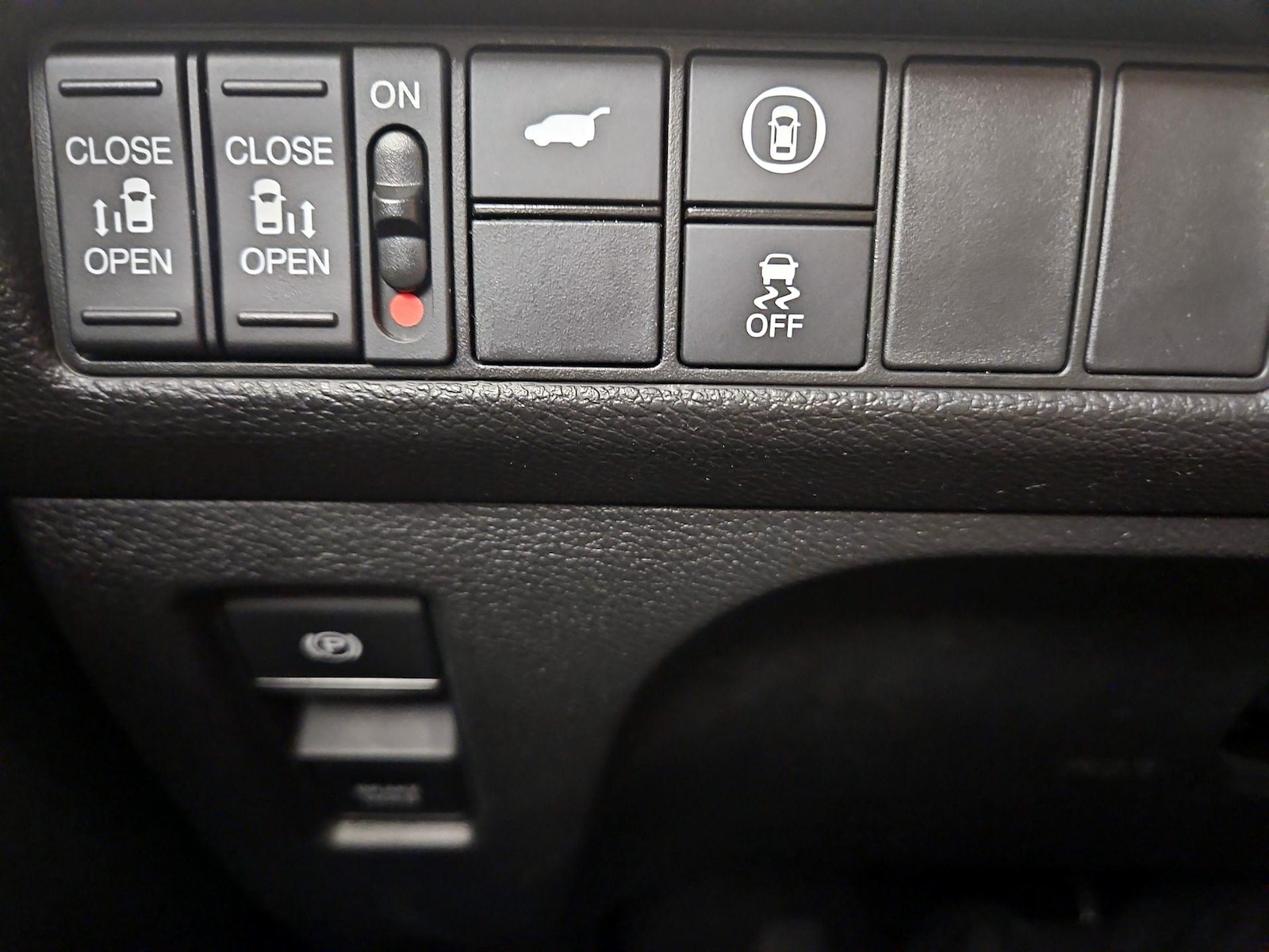 2024 Honda Odyssey SPORT - Photo 14