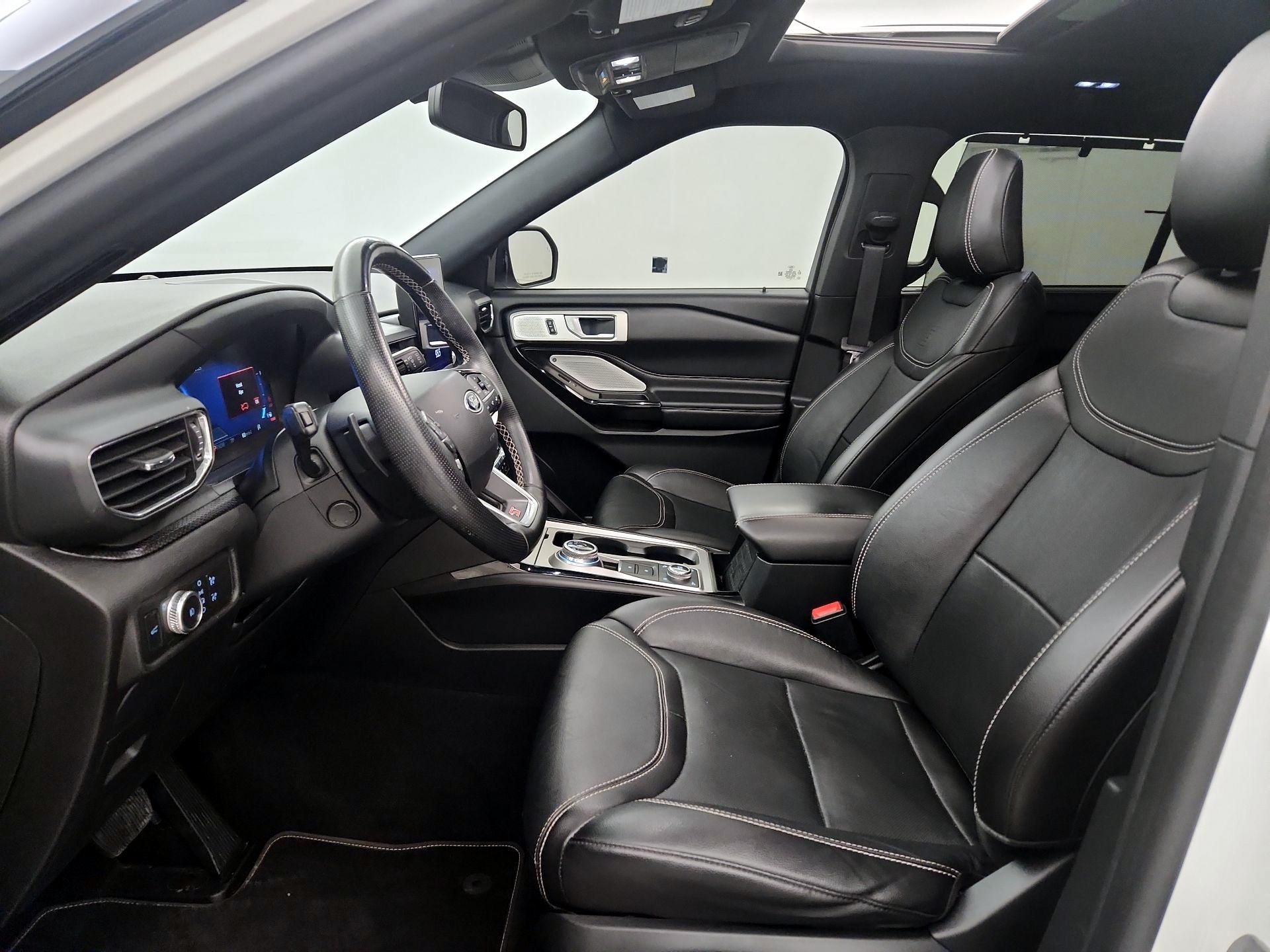 Thumbnail: 2021 Ford Explorer - 11