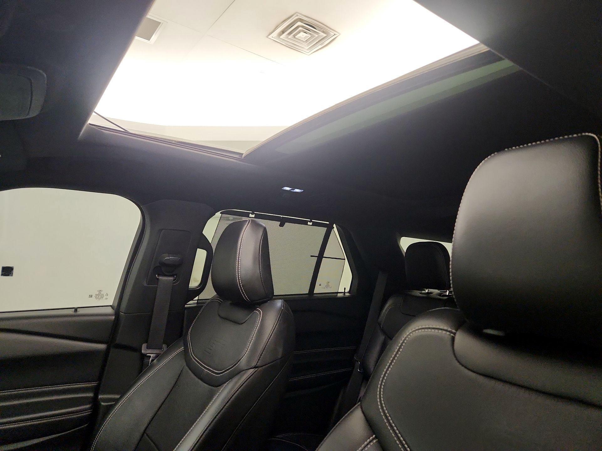Thumbnail: 2021 Ford Explorer - 19