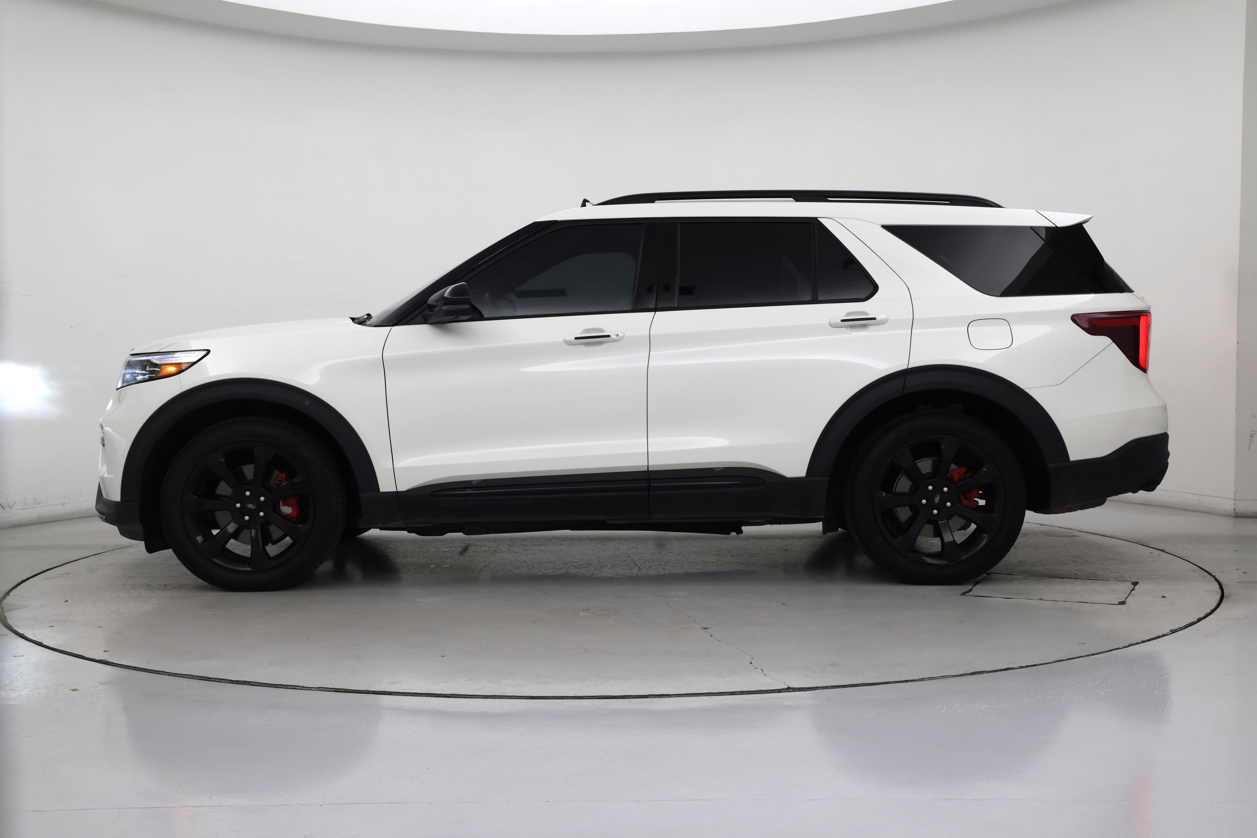 Thumbnail: 2021 Ford Explorer - 3