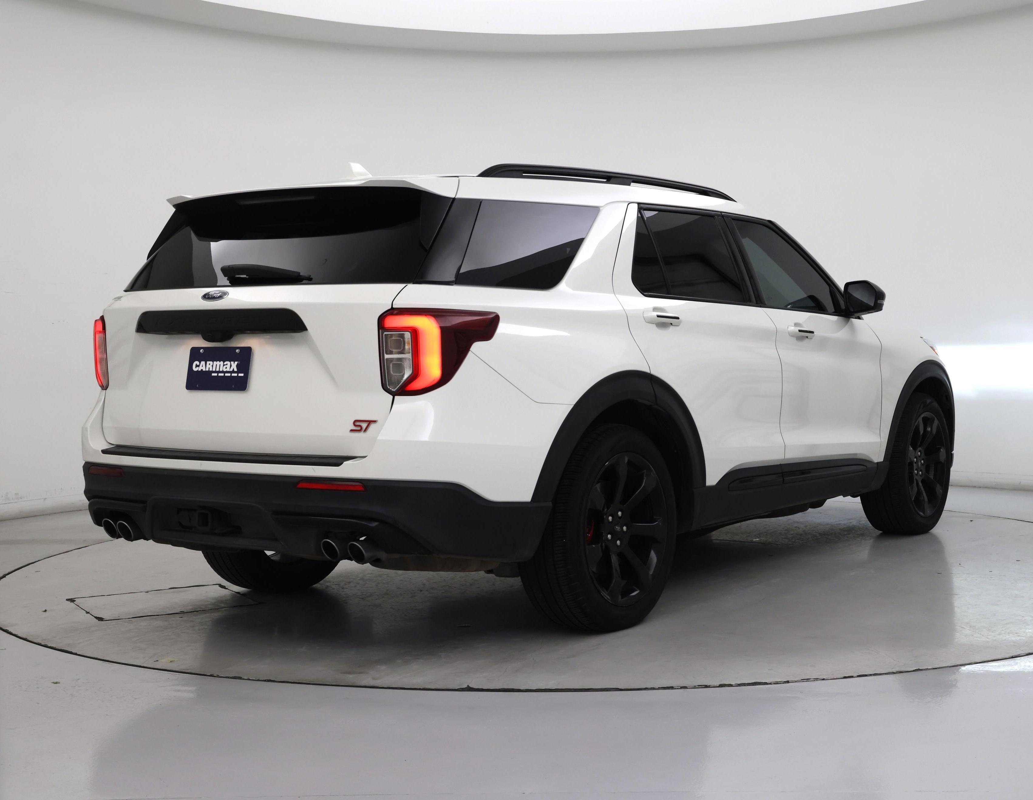 Thumbnail: 2021 Ford Explorer - 8