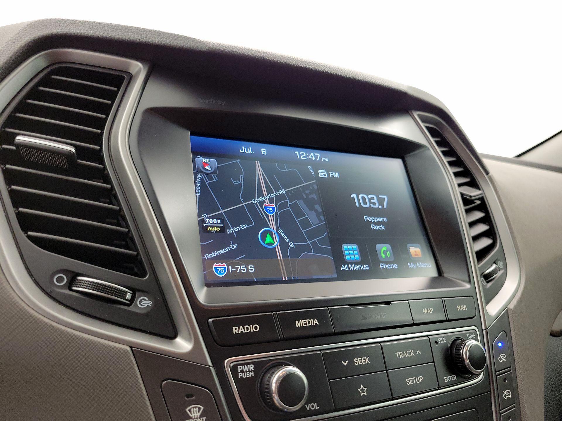 Thumbnail: 2019 Hyundai Santa Fe - 16