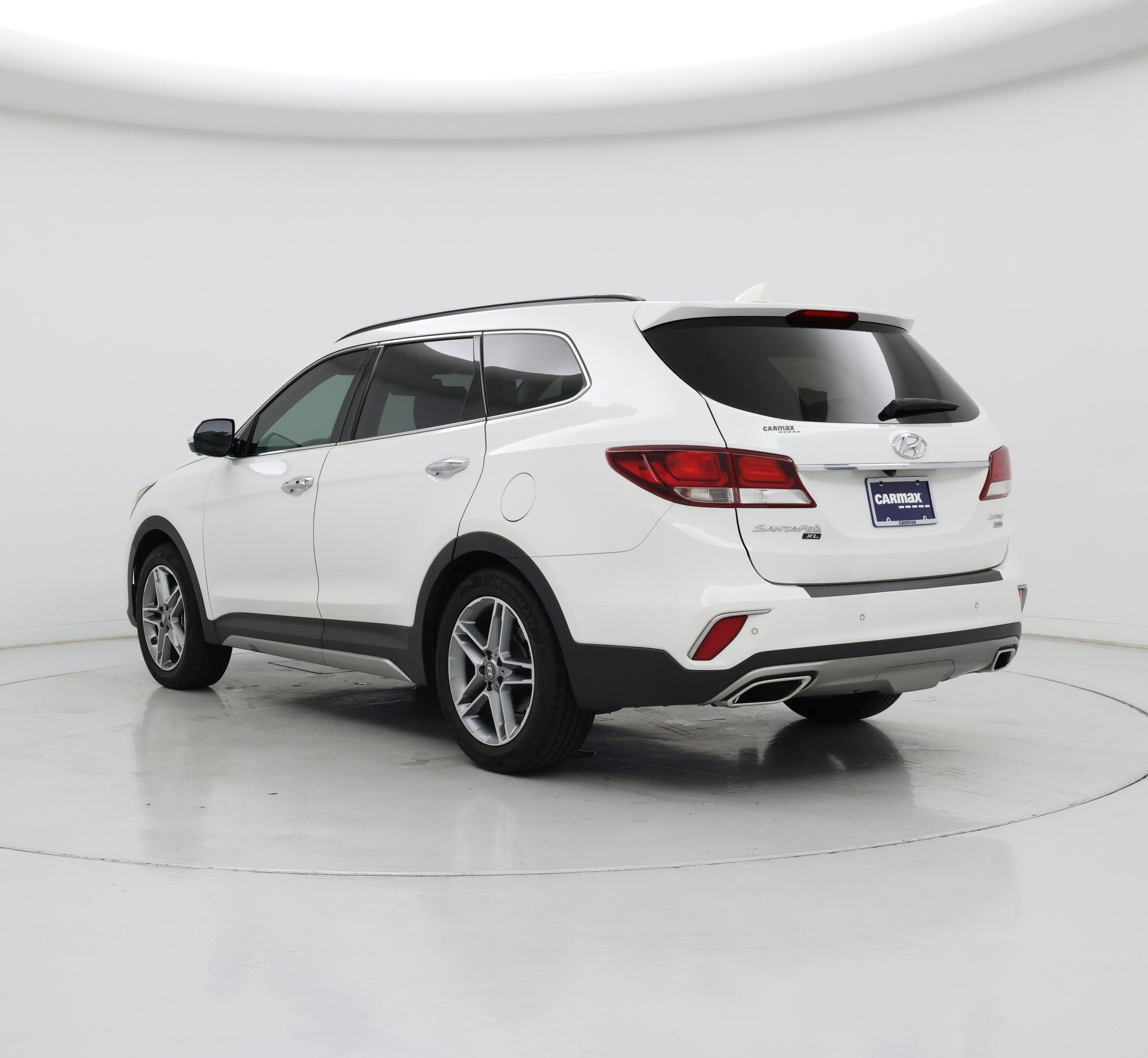 Thumbnail: 2019 Hyundai Santa Fe - 2