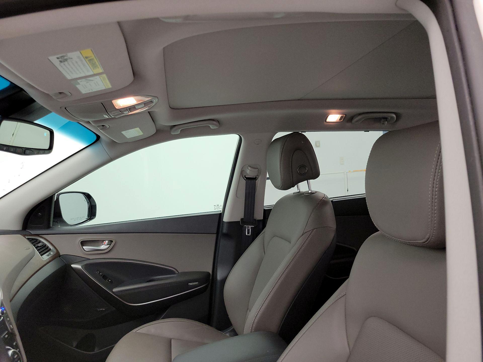 Thumbnail: 2019 Hyundai Santa Fe - 20