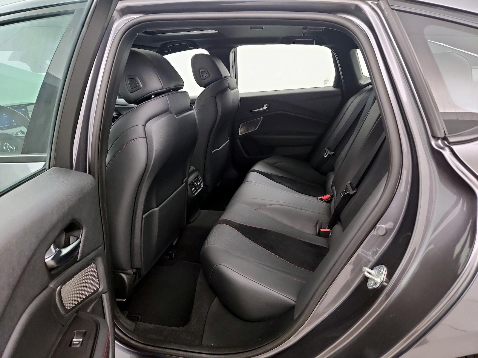 2022 Acura TLX A-SPEC Package - Photo 22