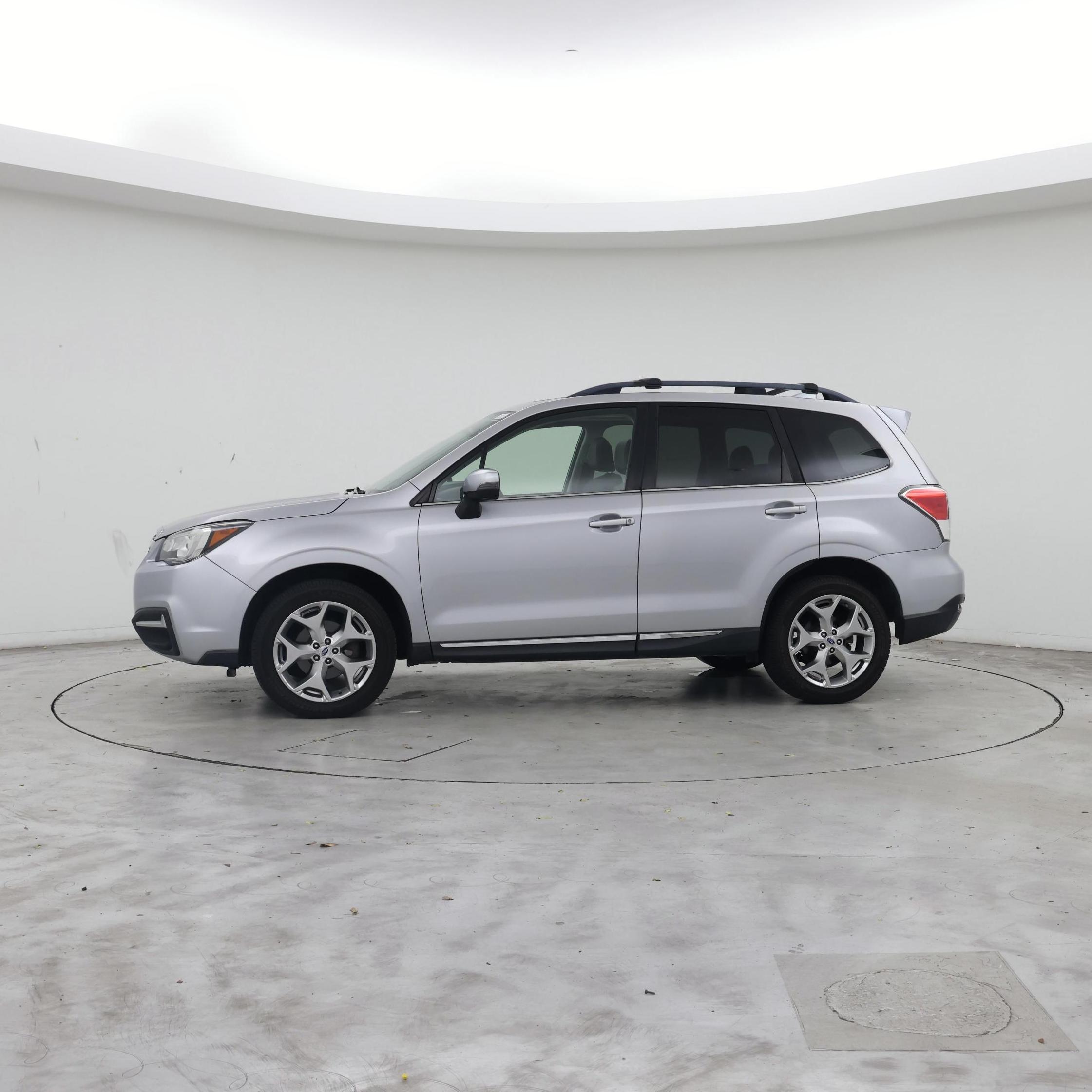 Thumbnail: 2017 Subaru Forester - 3