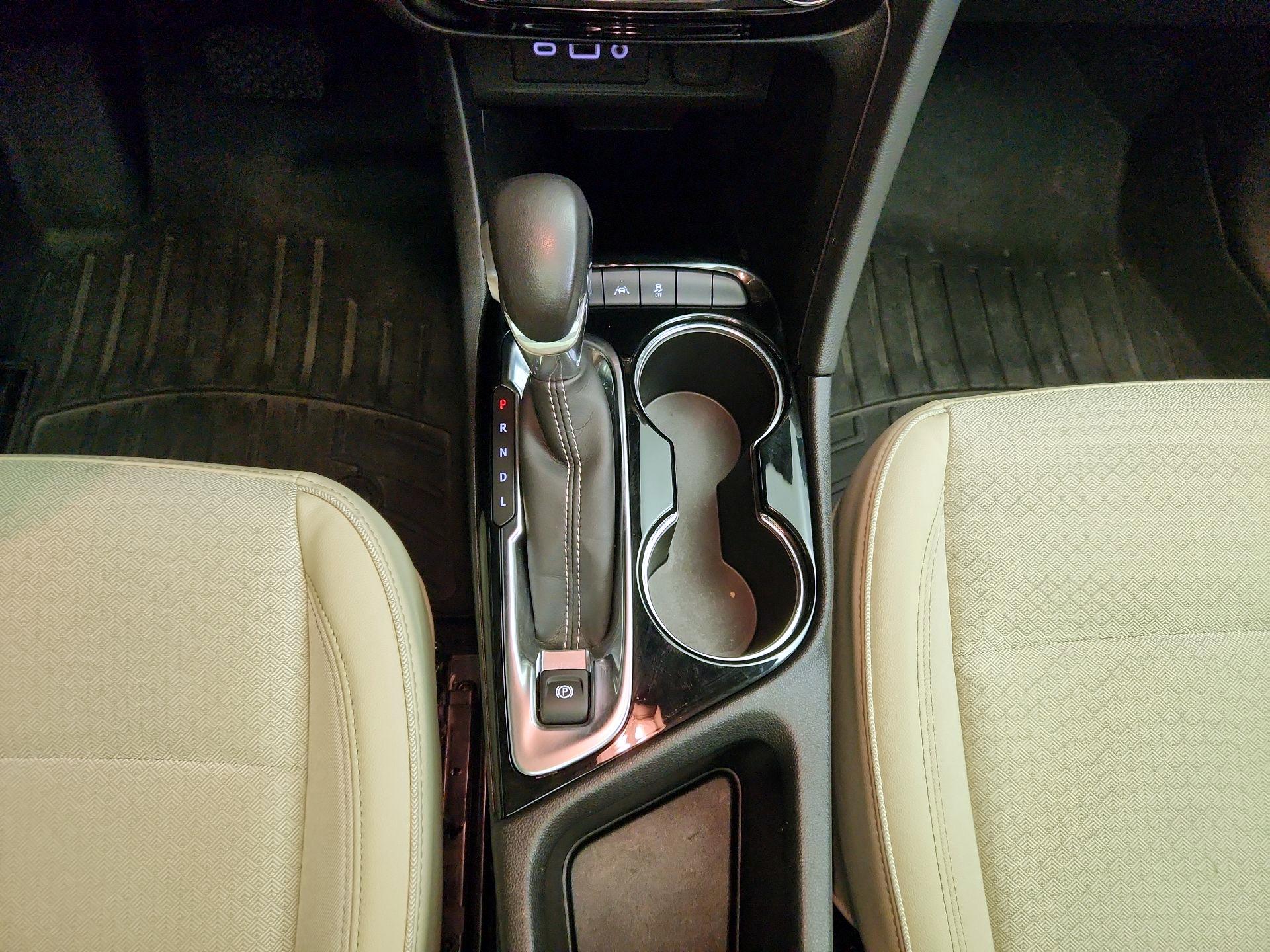 Thumbnail: 2021 Buick Encore GX - 17