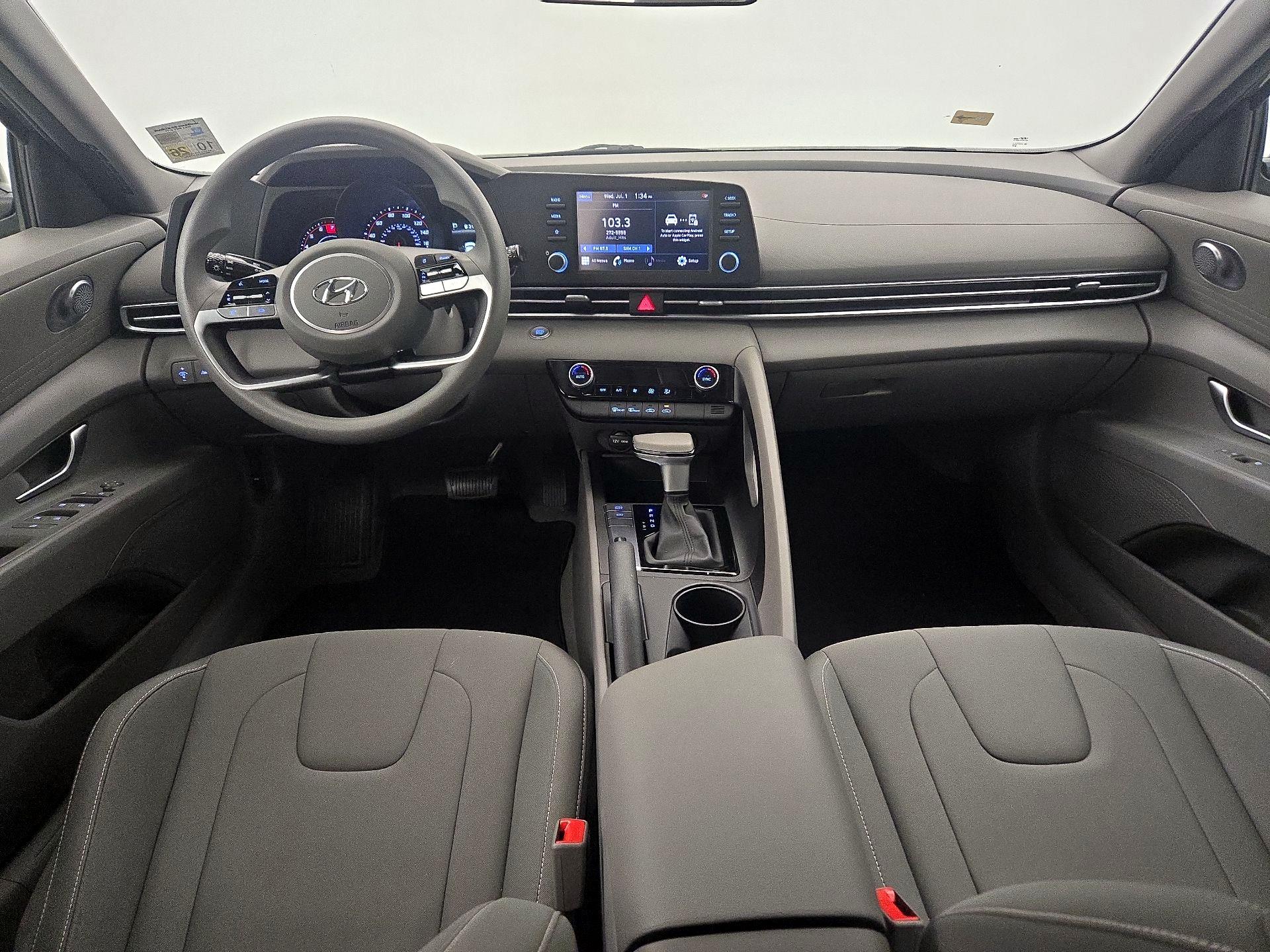 Thumbnail: 2023 Hyundai Elantra - 9