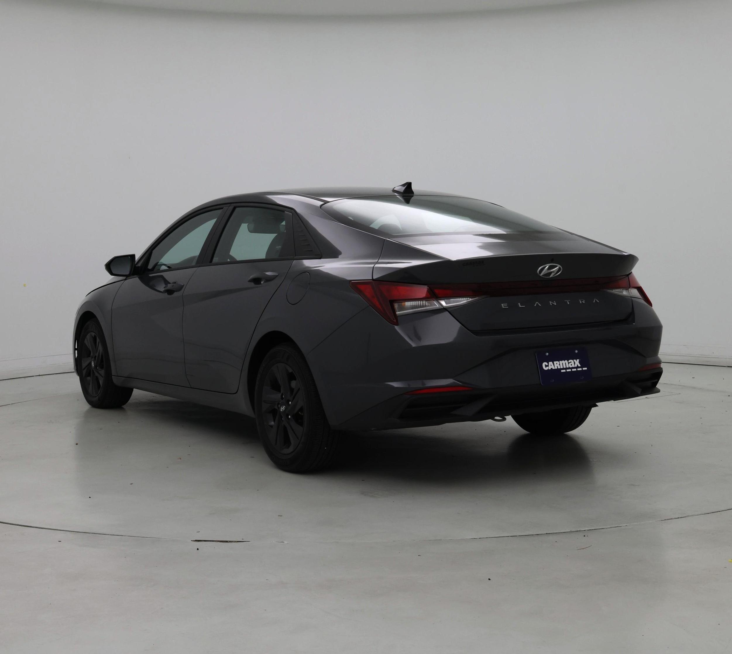 Thumbnail: 2023 Hyundai Elantra - 2