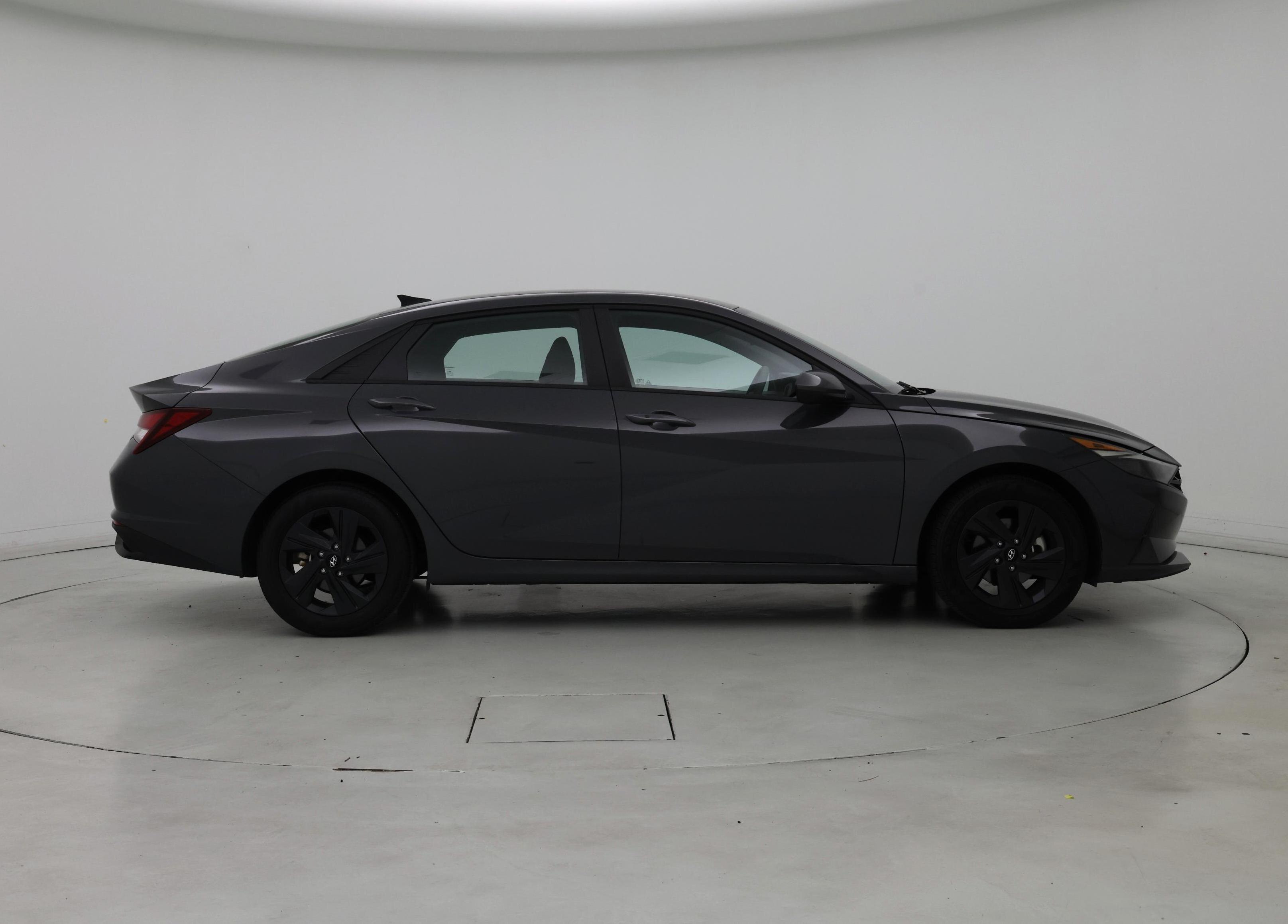 Thumbnail: 2023 Hyundai Elantra - 7