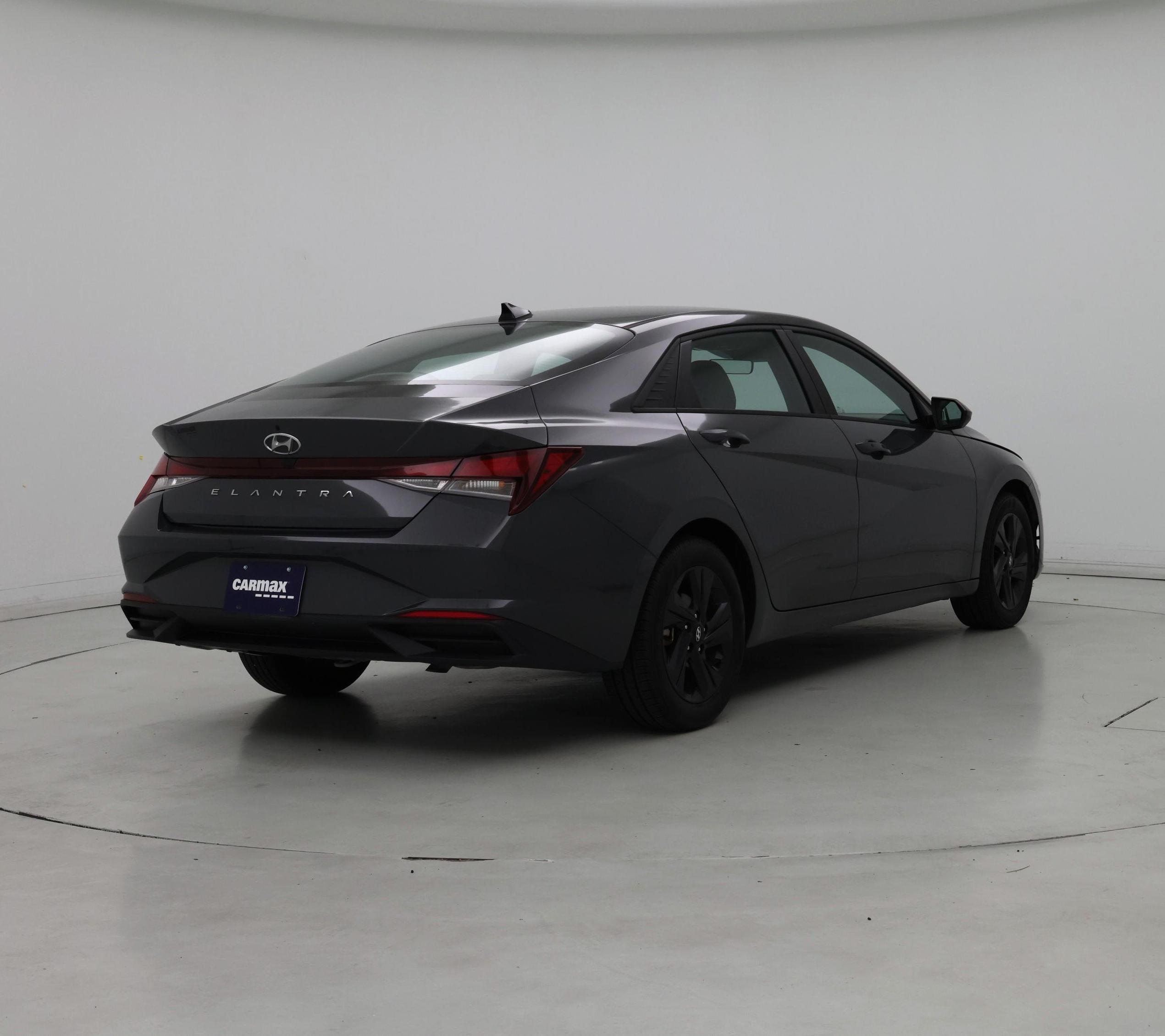 Thumbnail: 2023 Hyundai Elantra - 8