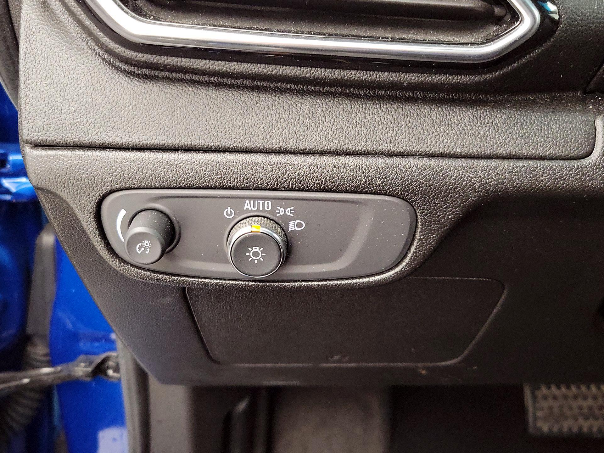 Thumbnail: 2023 Chevrolet Bolt EV - 13