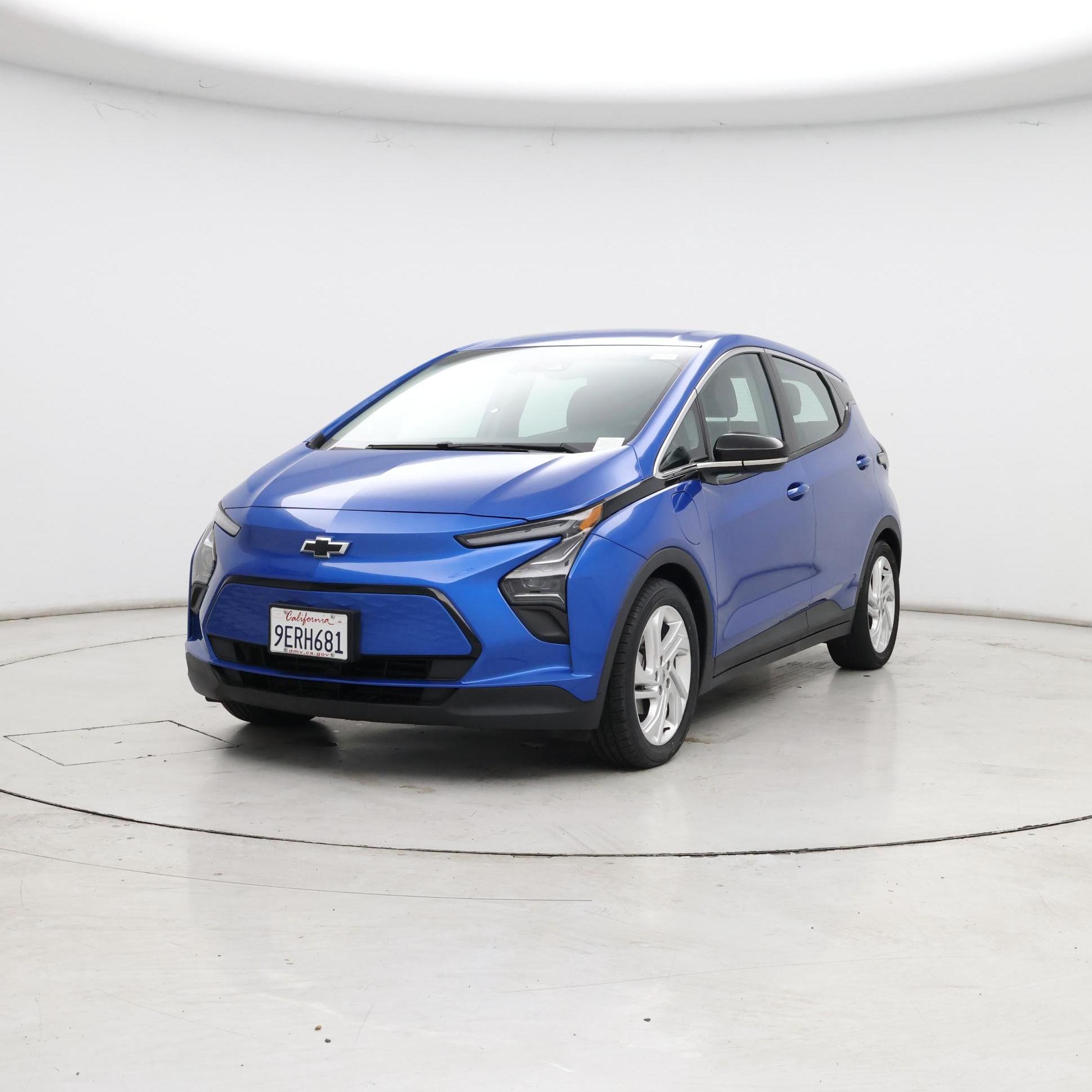 Thumbnail: 2023 Chevrolet Bolt EV - 4