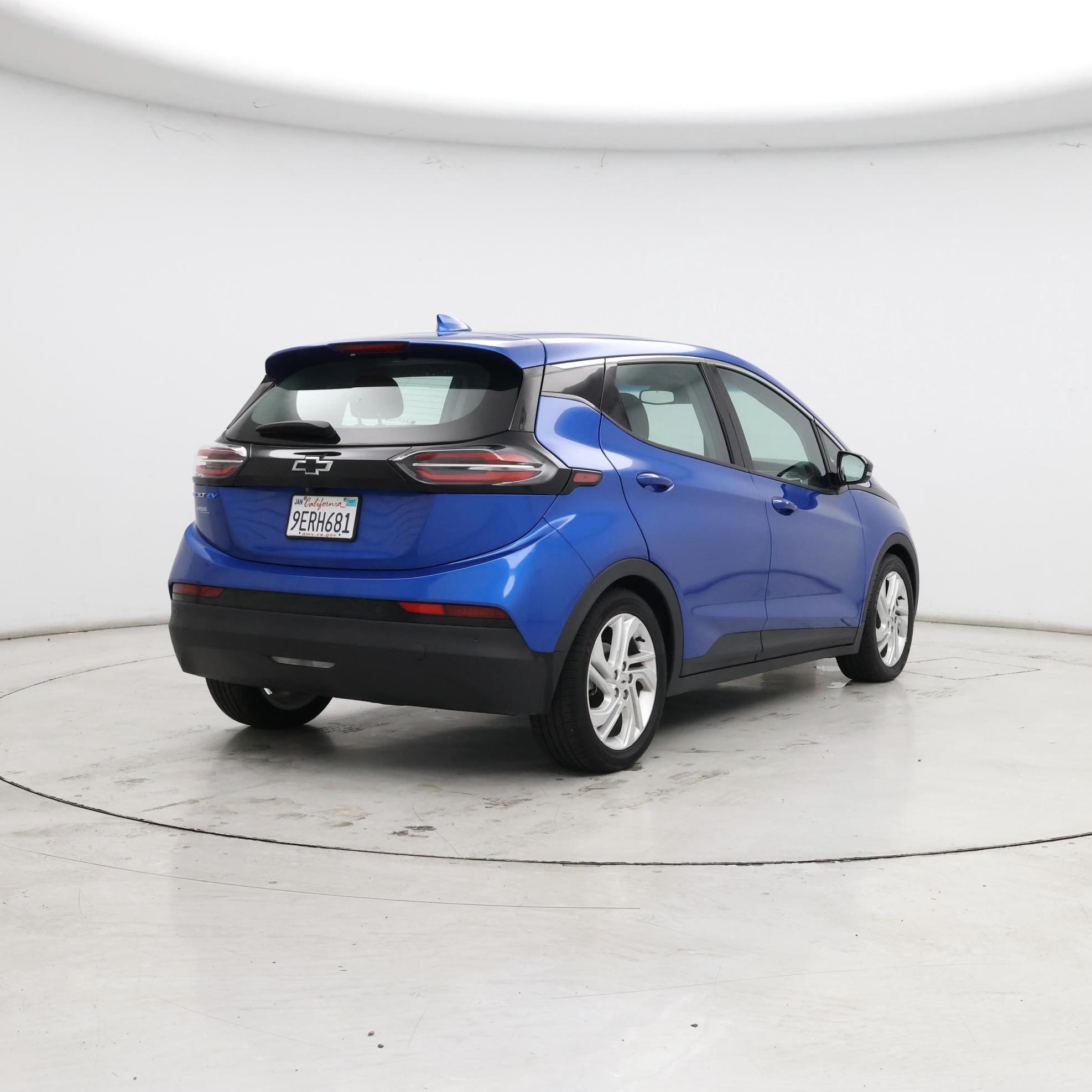 Thumbnail: 2023 Chevrolet Bolt EV - 8