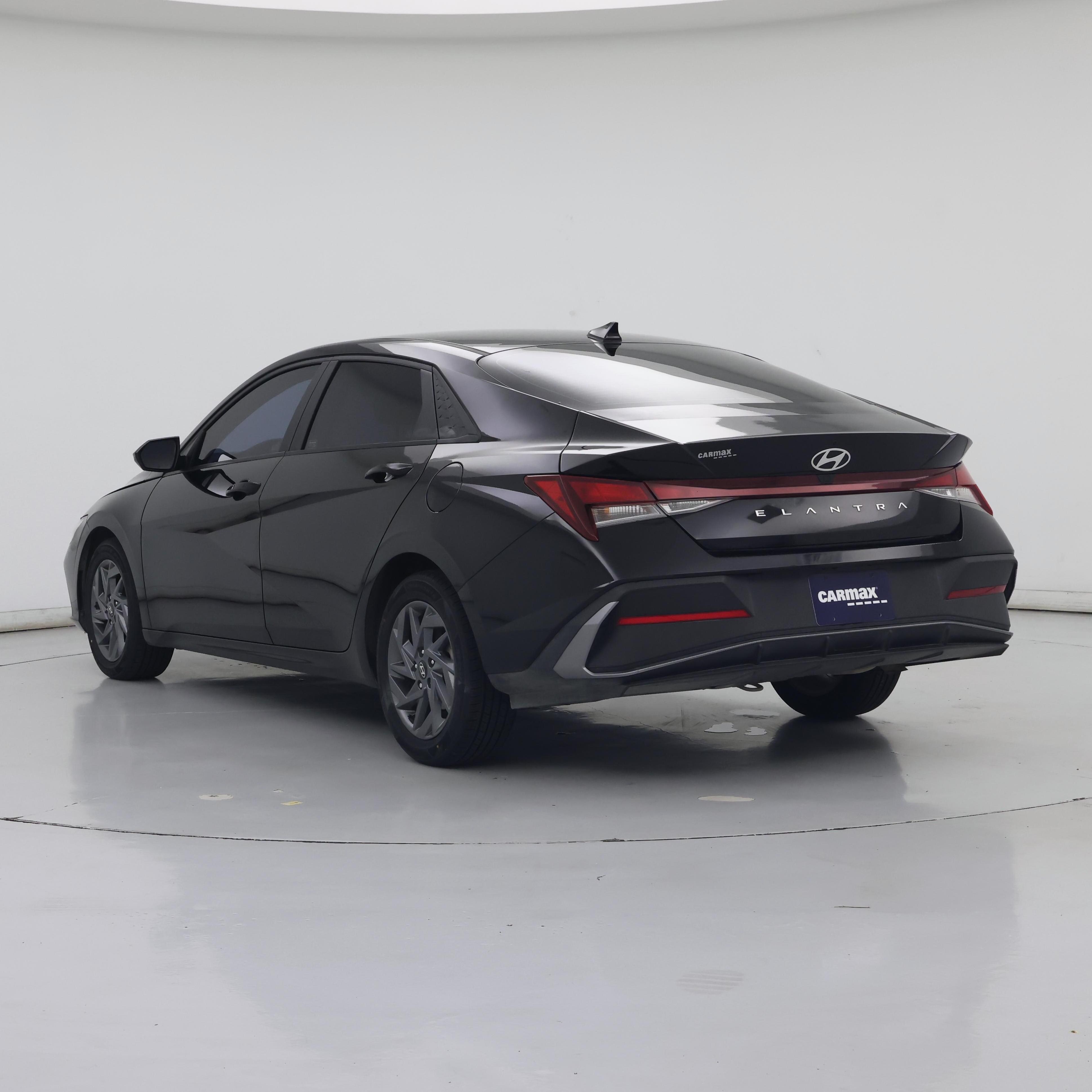 Thumbnail: 2024 Hyundai Elantra - 2