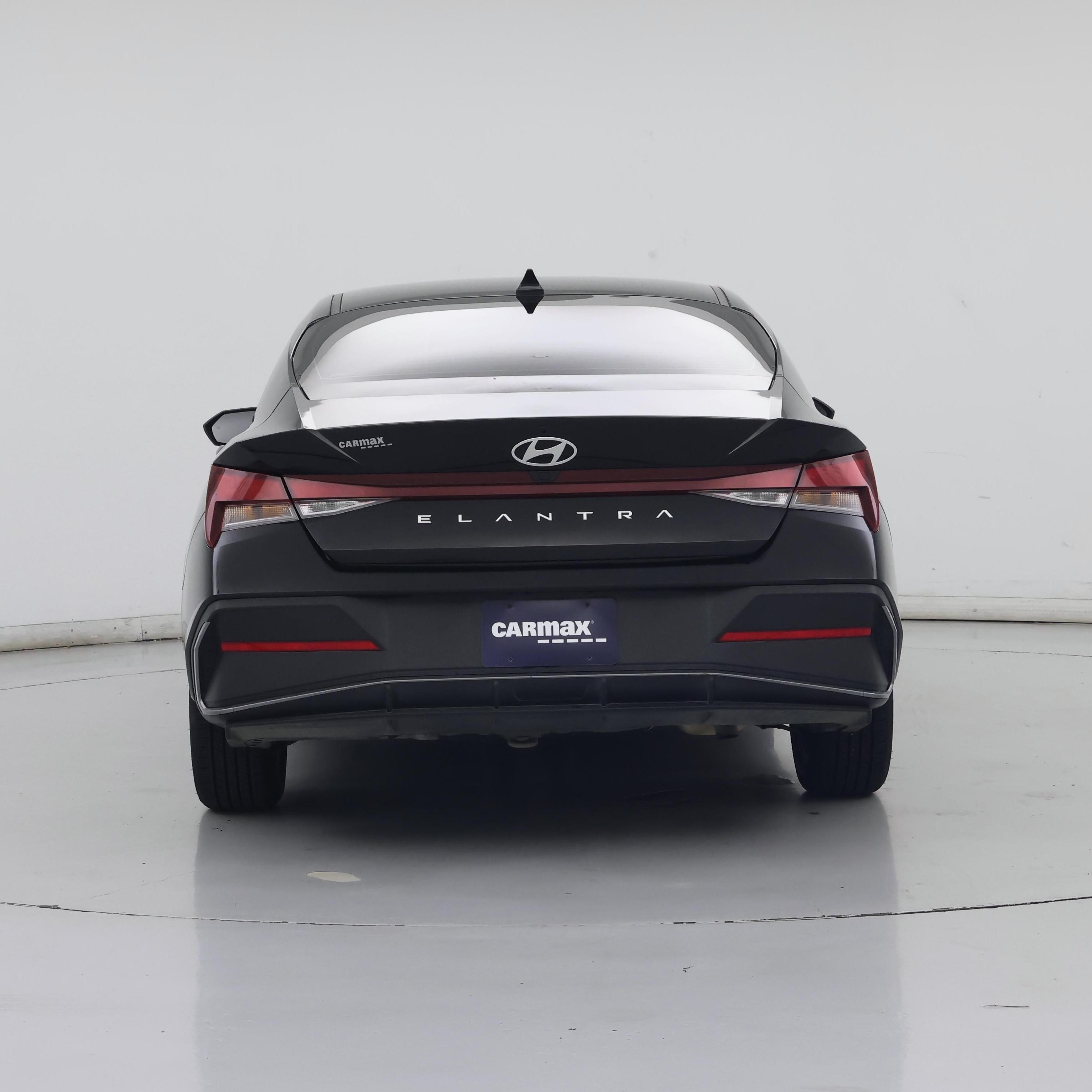 Thumbnail: 2024 Hyundai Elantra - 6