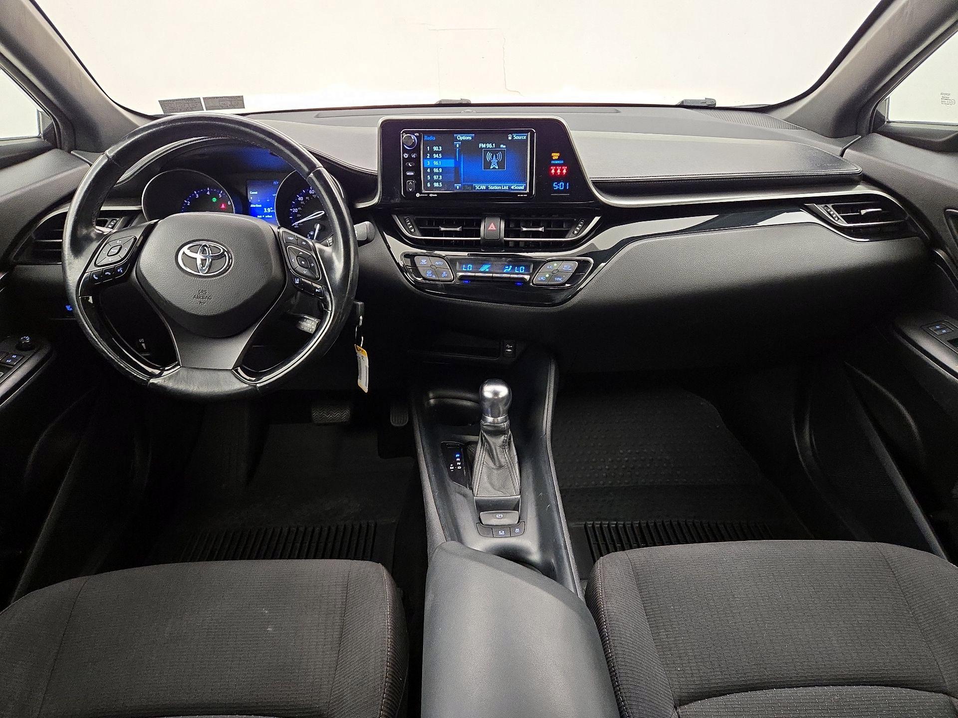 Thumbnail: 2018 Toyota C-HR - 9
