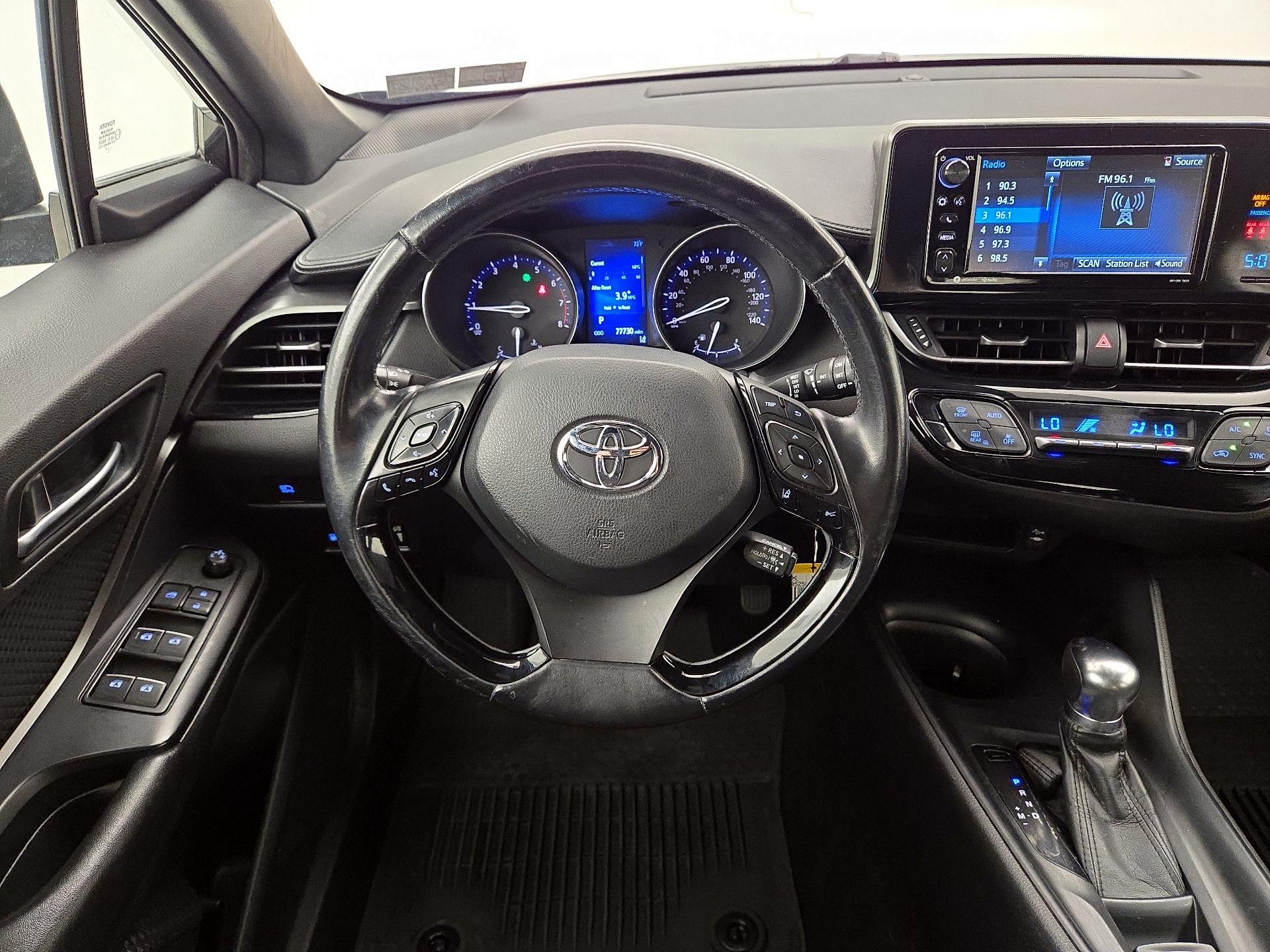 Thumbnail: 2018 Toyota C-HR - 10