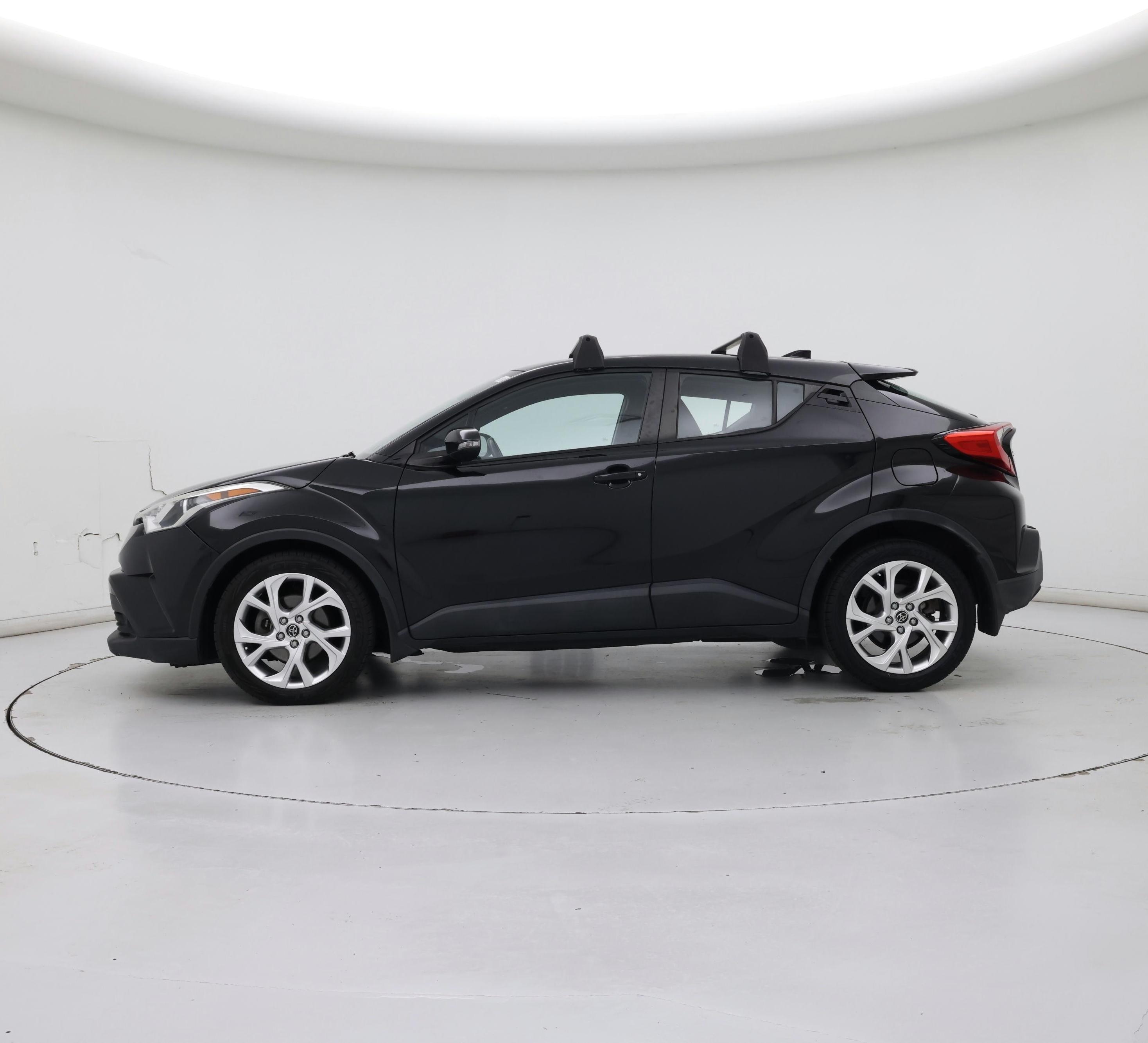Thumbnail: 2018 Toyota C-HR - 3