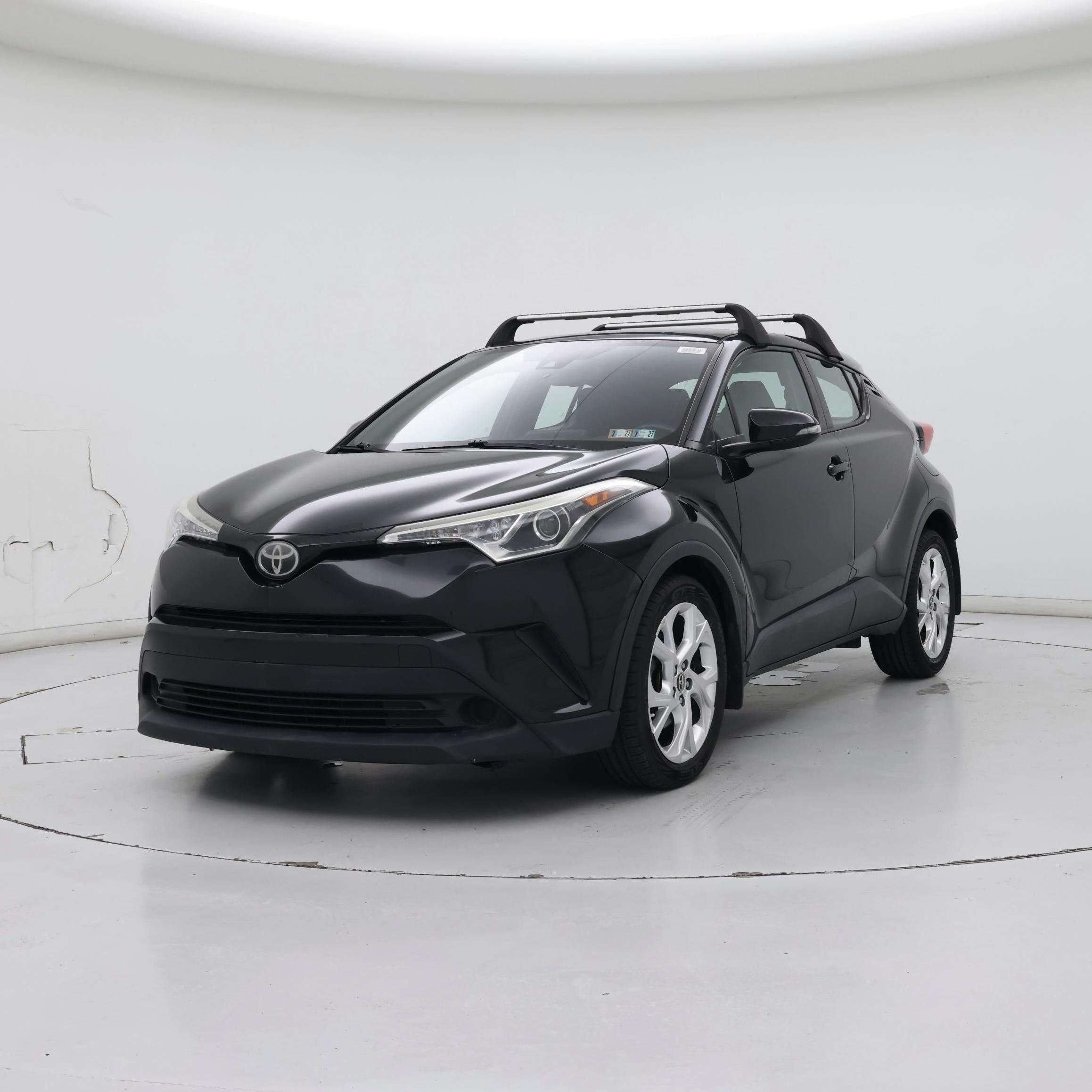 Thumbnail: 2018 Toyota C-HR - 4