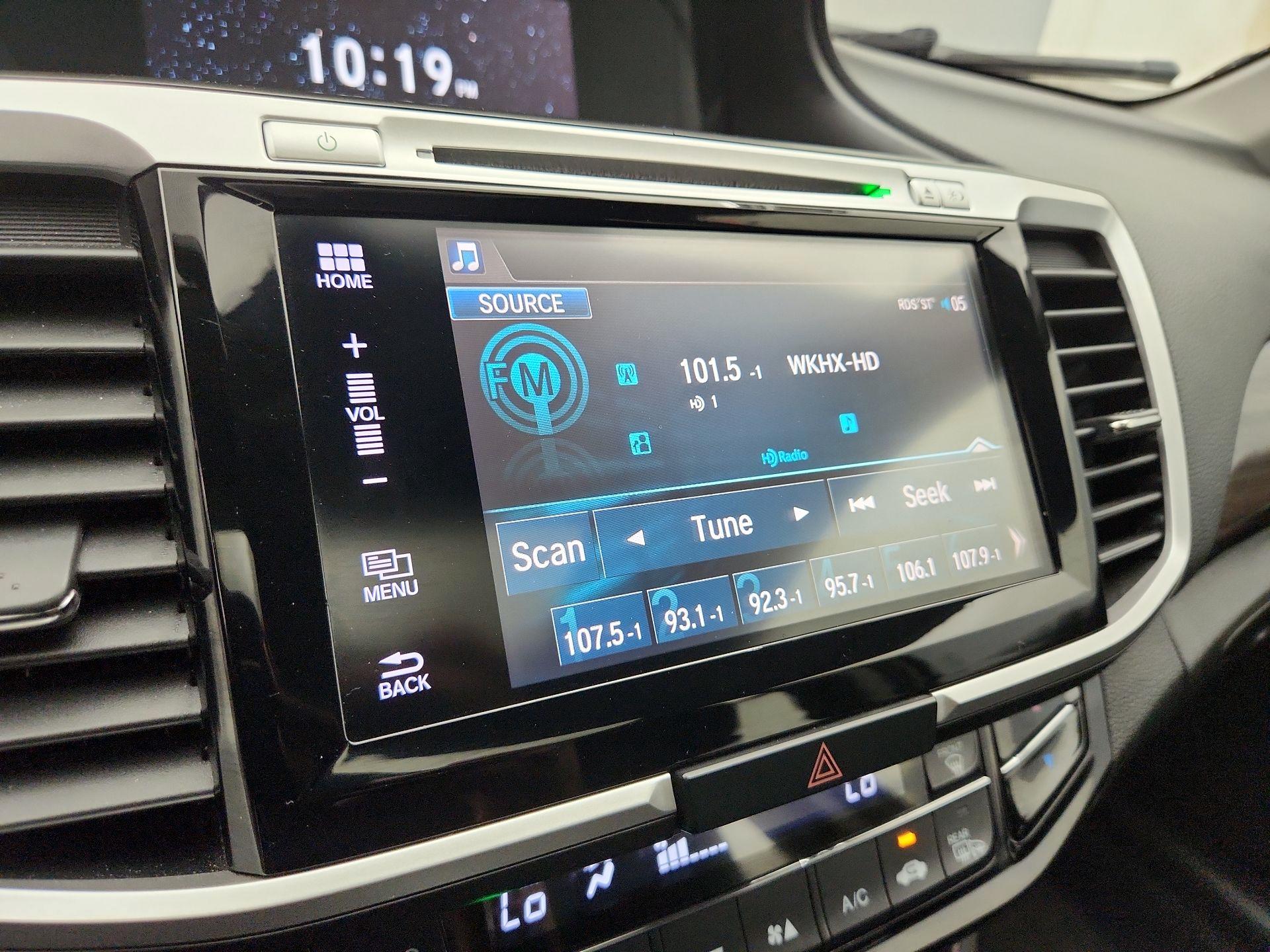 Thumbnail: 2016 Honda Accord - 15