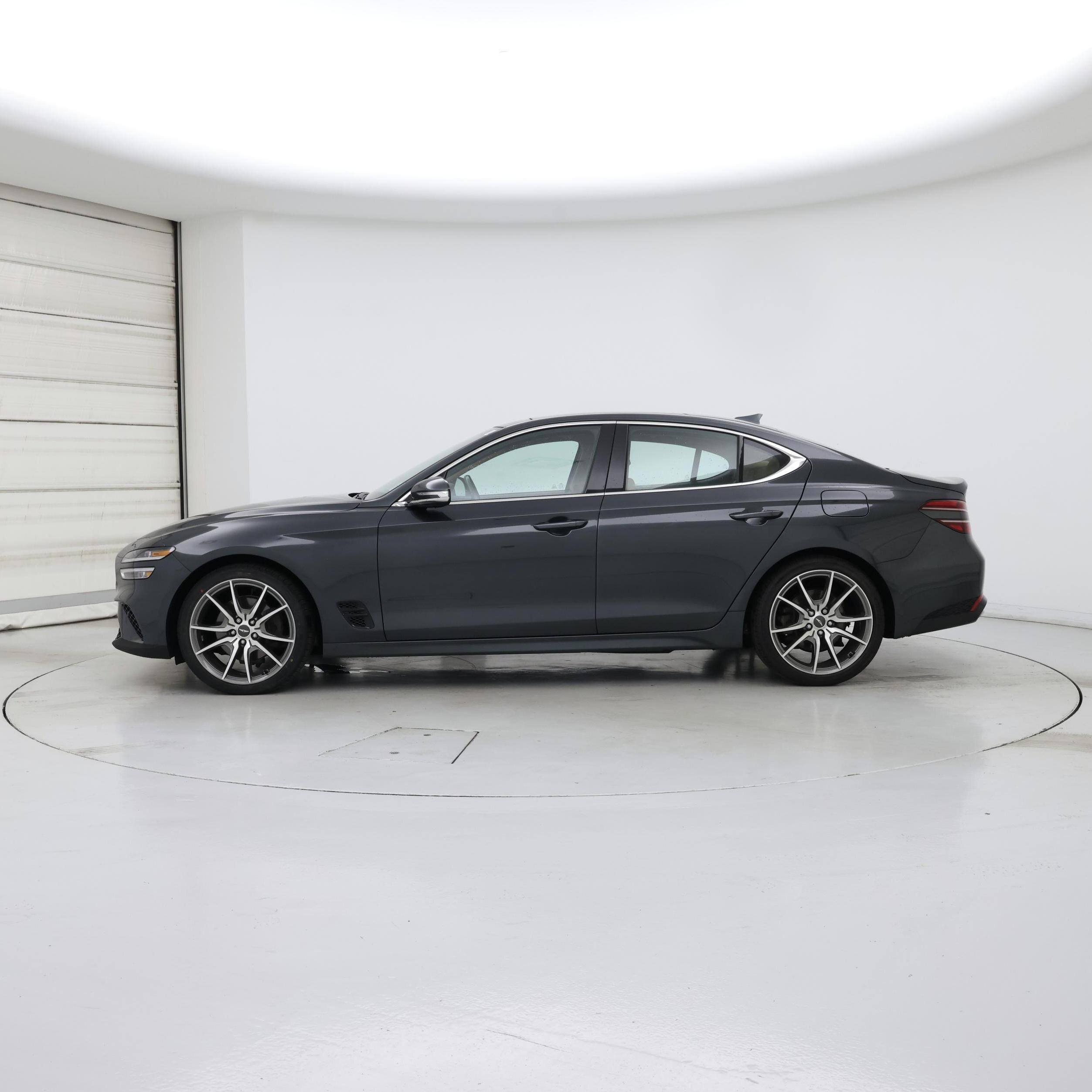 Thumbnail: 2022 Genesis G70 - 3