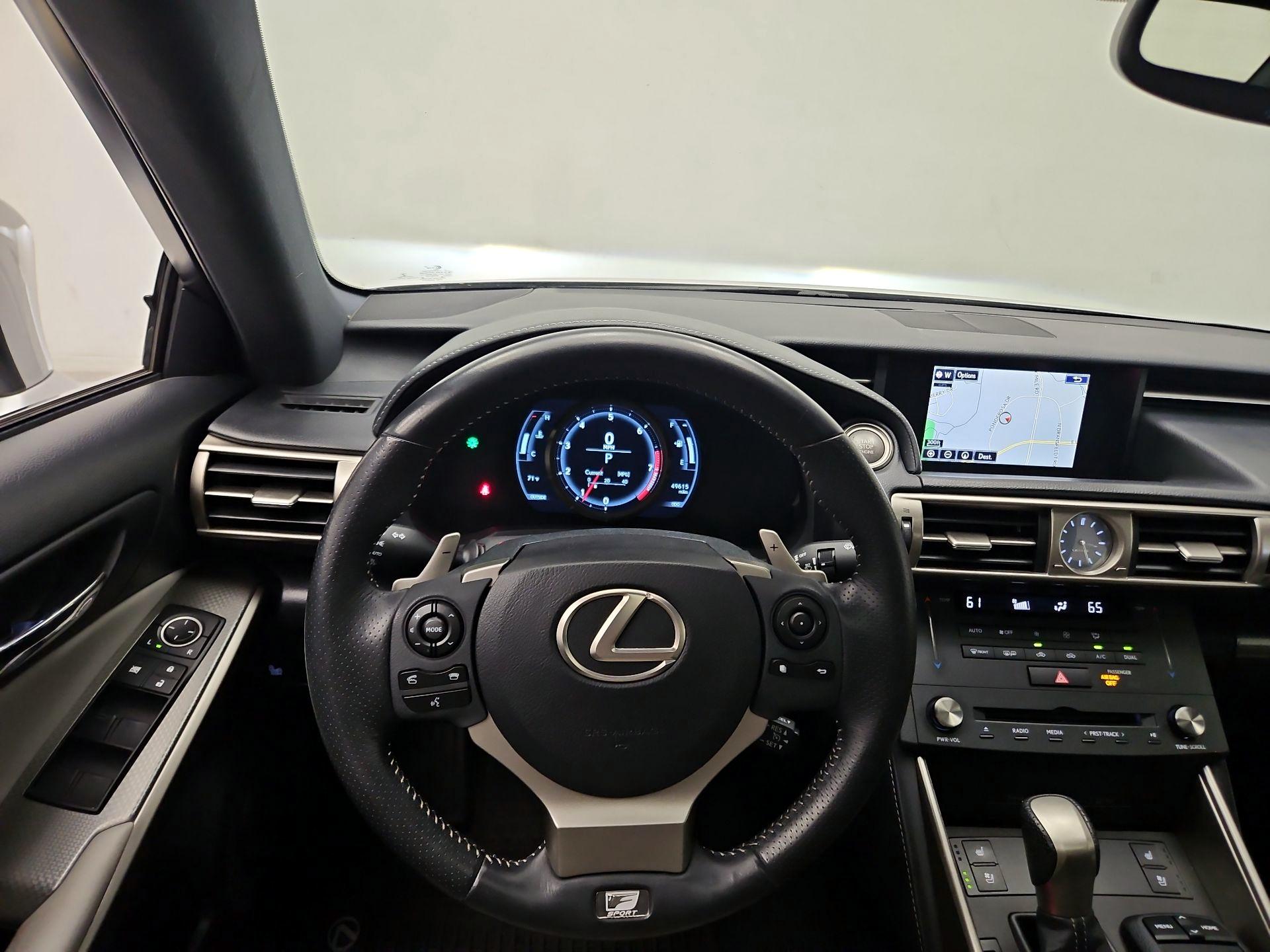 Thumbnail: 2015 Lexus IS - 10