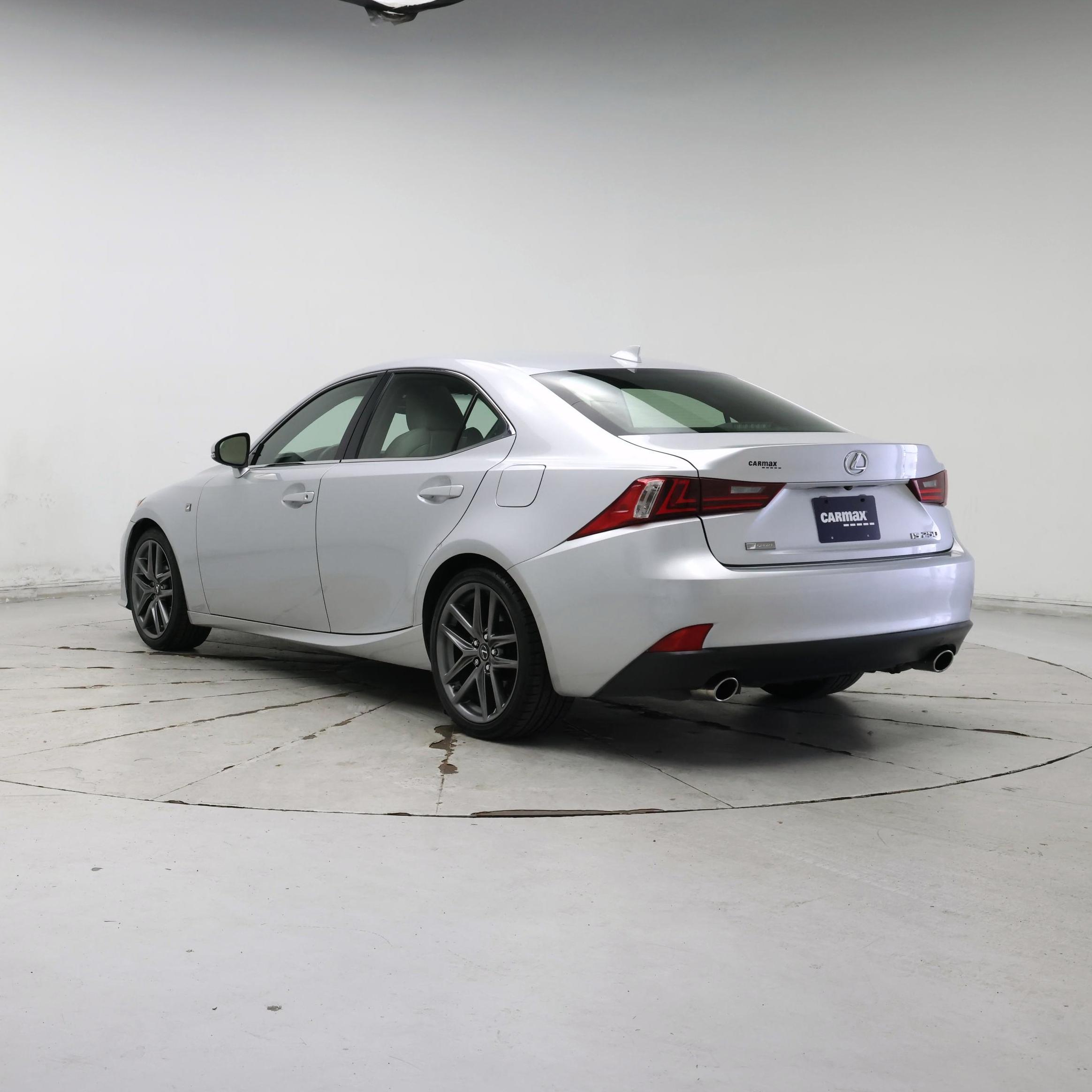 Thumbnail: 2015 Lexus IS - 2