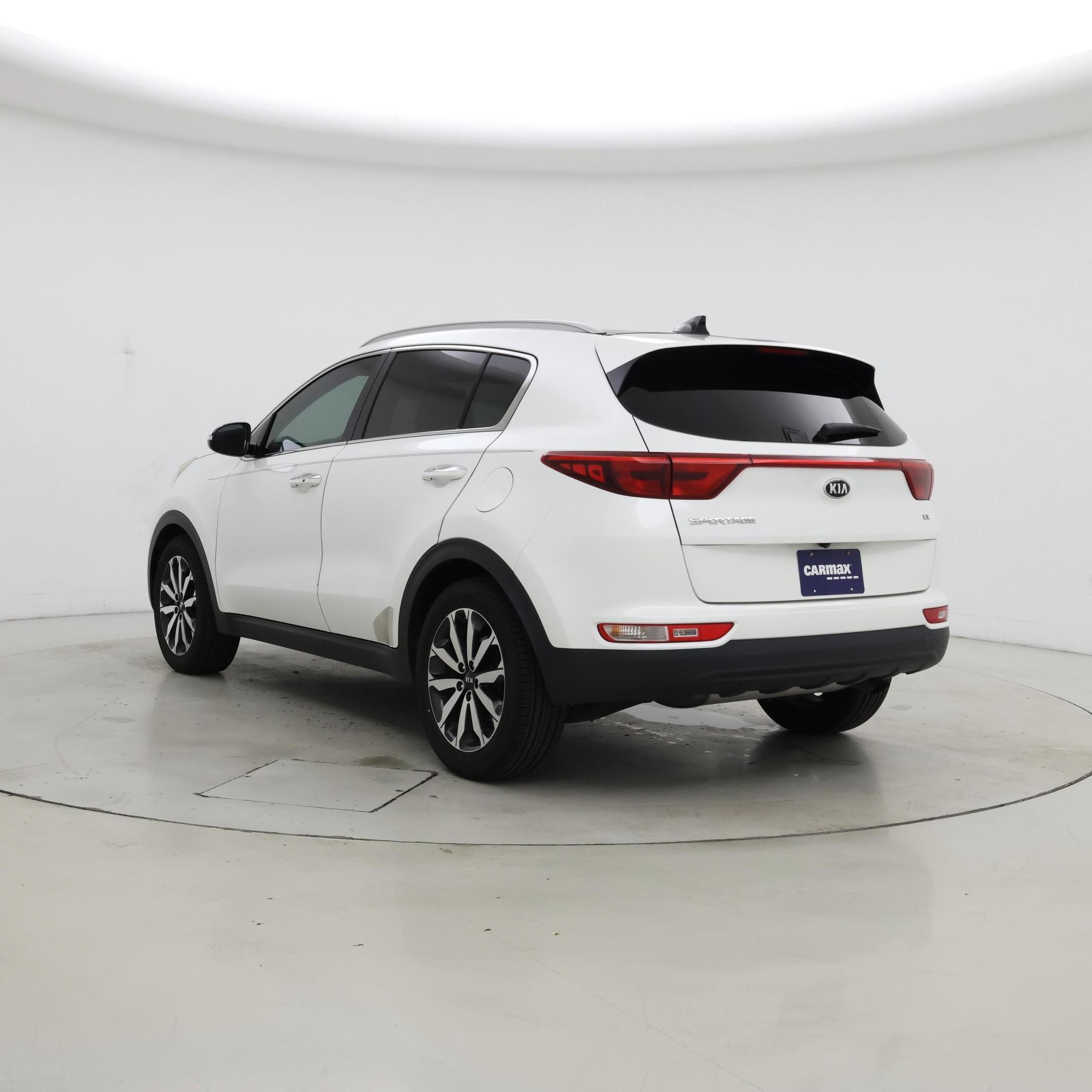 Thumbnail: 2017 Kia Sportage - 2
