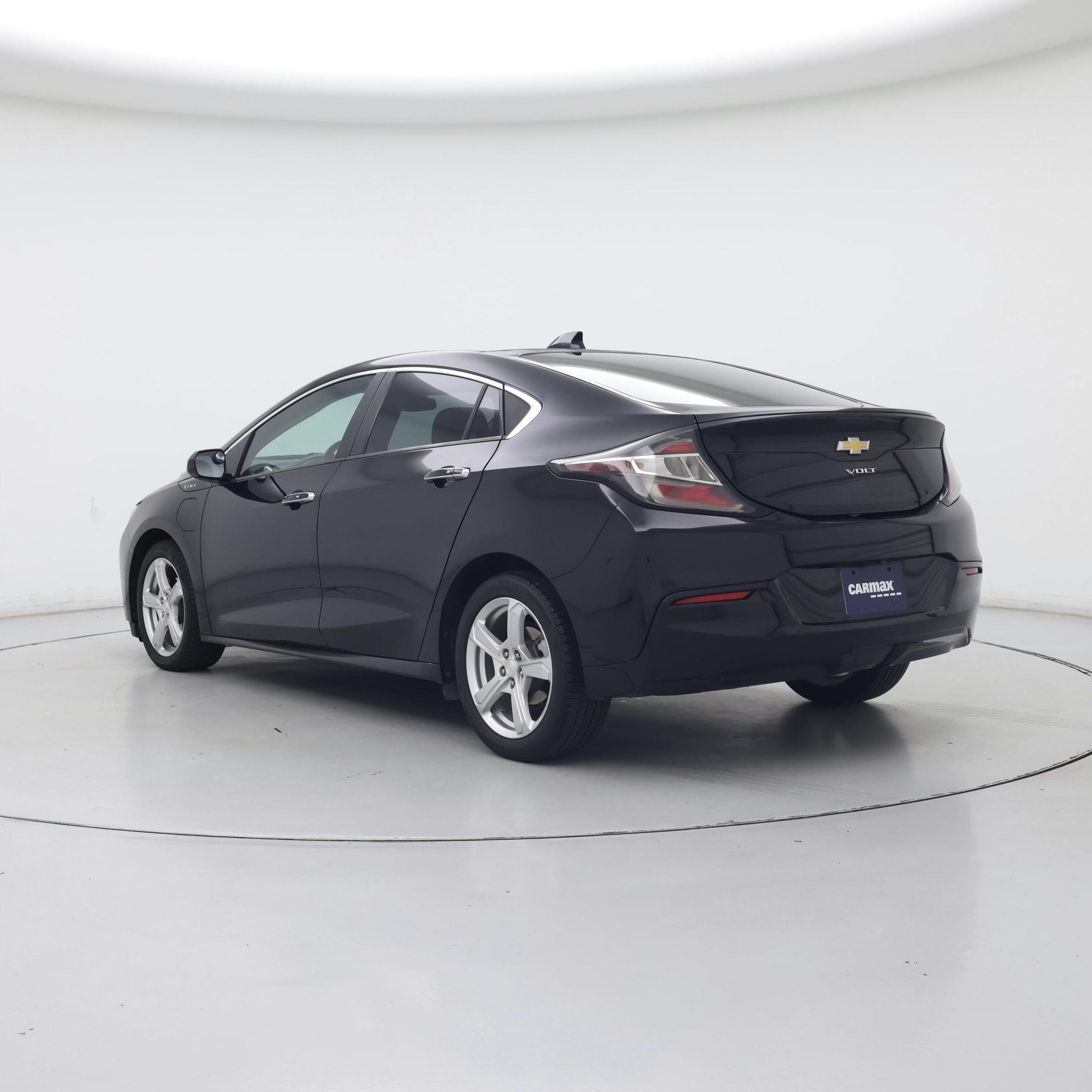 Thumbnail: 2017 Chevrolet Volt - 2