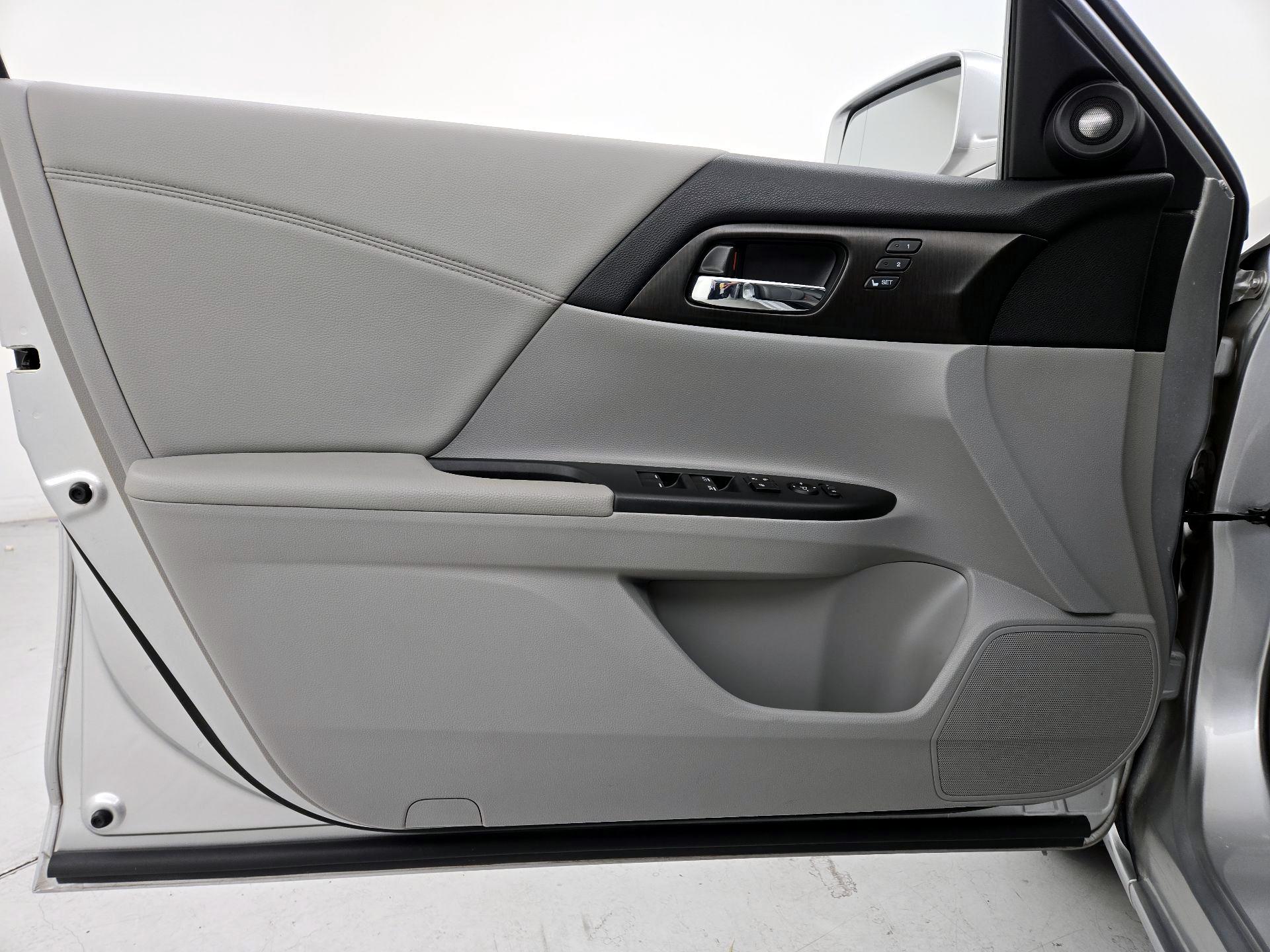 Thumbnail: 2014 Honda Accord - 12
