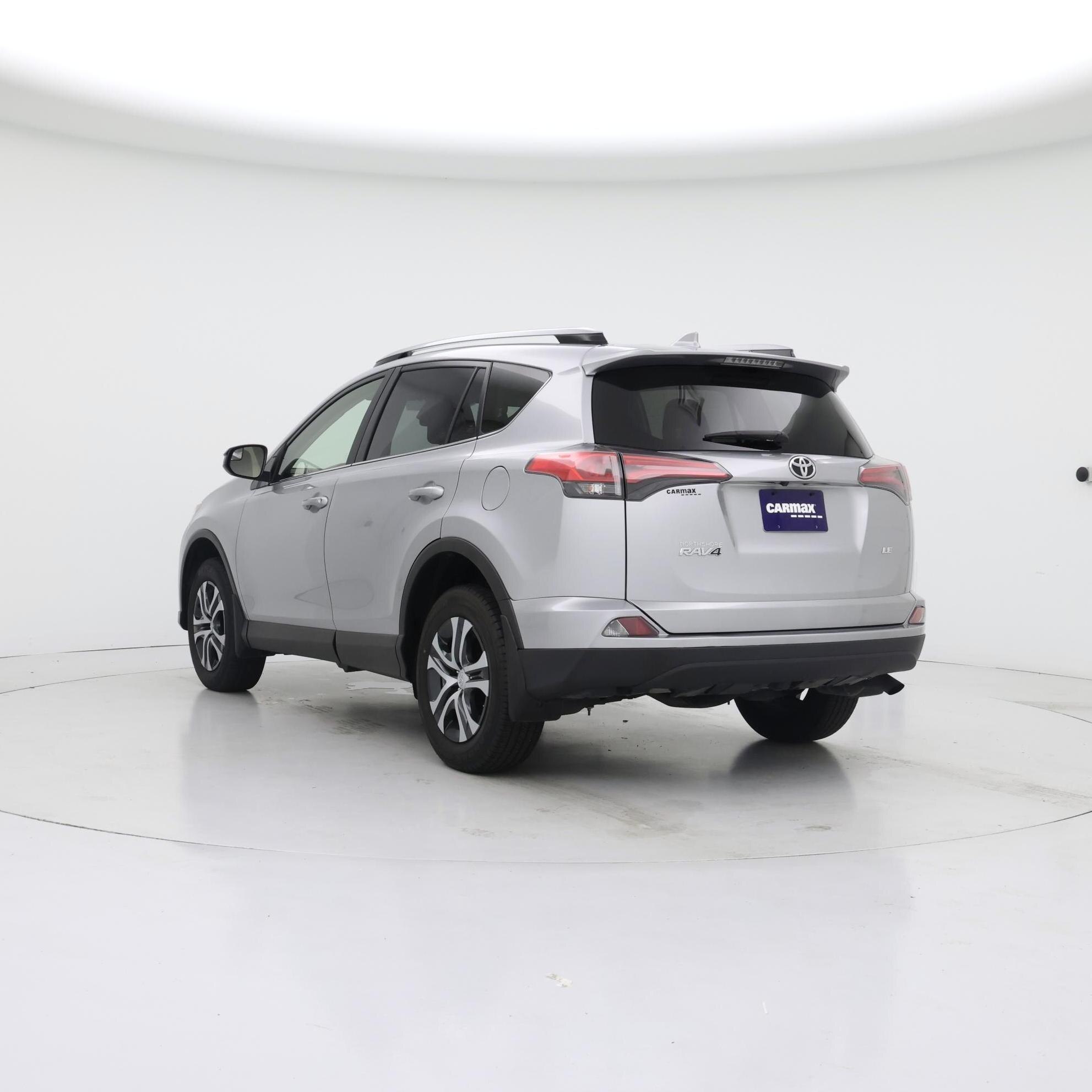 Thumbnail: 2018 Toyota RAV4 - 2