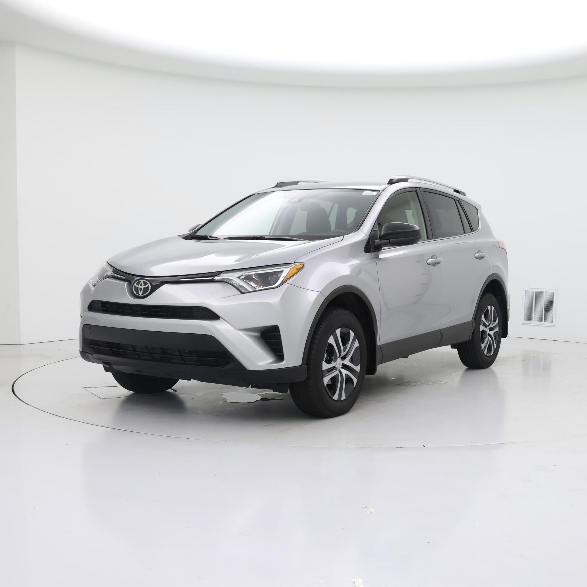Thumbnail: 2018 Toyota RAV4 - 4