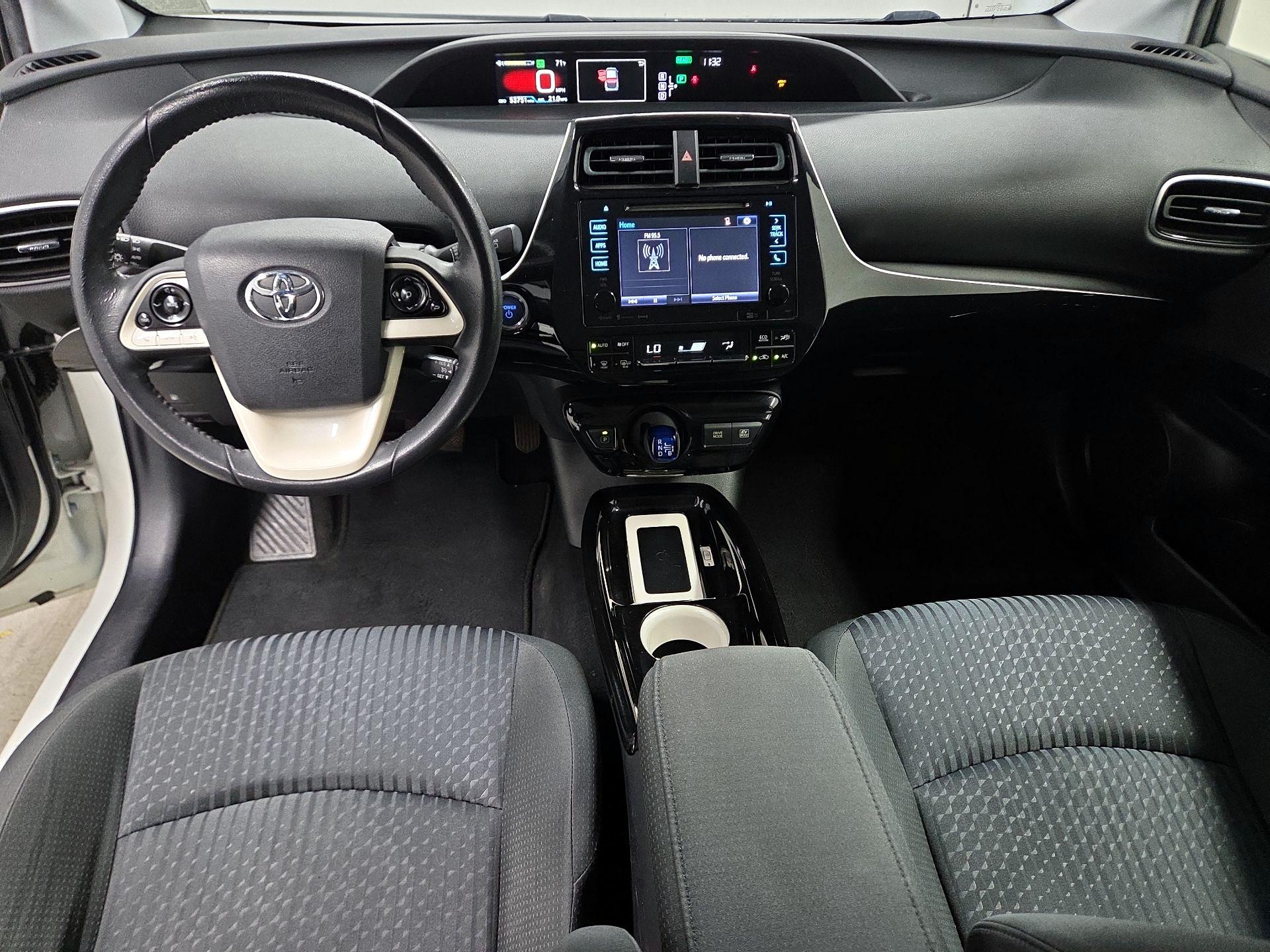 Thumbnail: 2016 Toyota Prius - 9