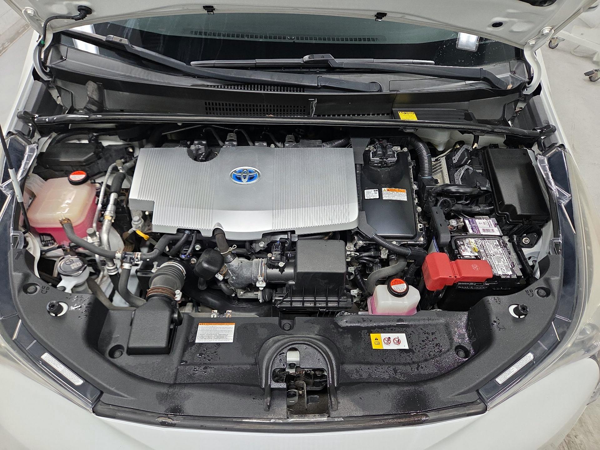 Thumbnail: 2016 Toyota Prius - 20
