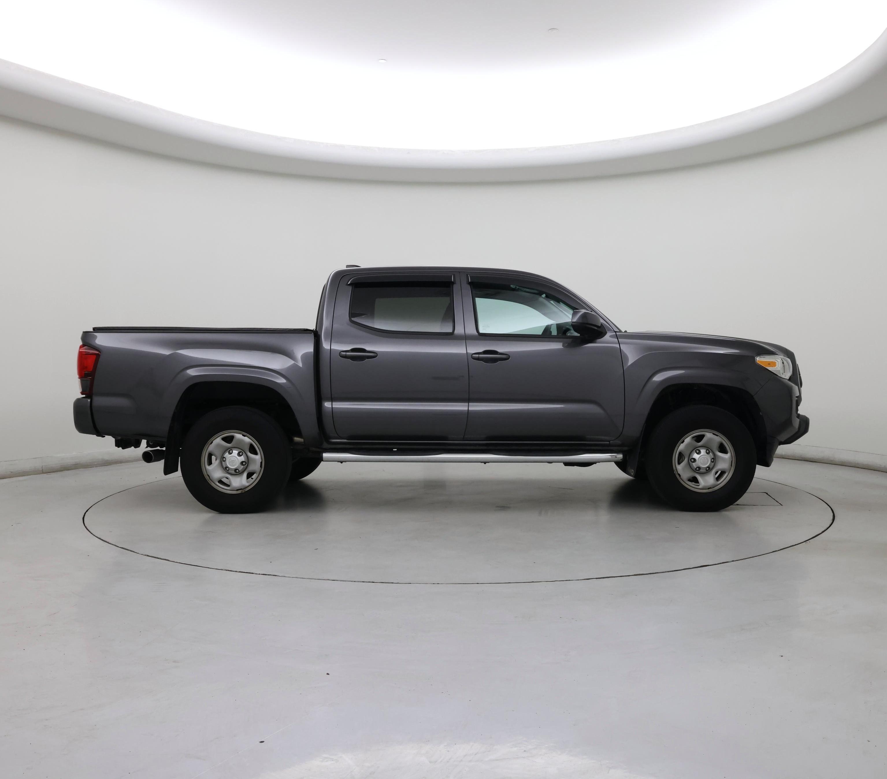 Thumbnail: 2022 Toyota Tacoma - 7