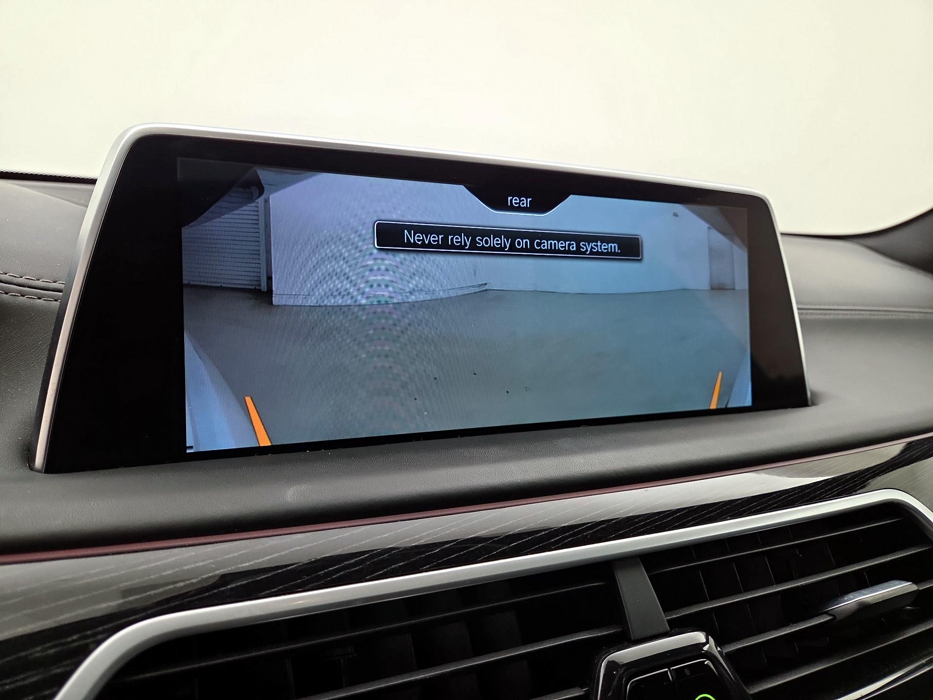 Thumbnail: 2017 BMW 7 Series - 15