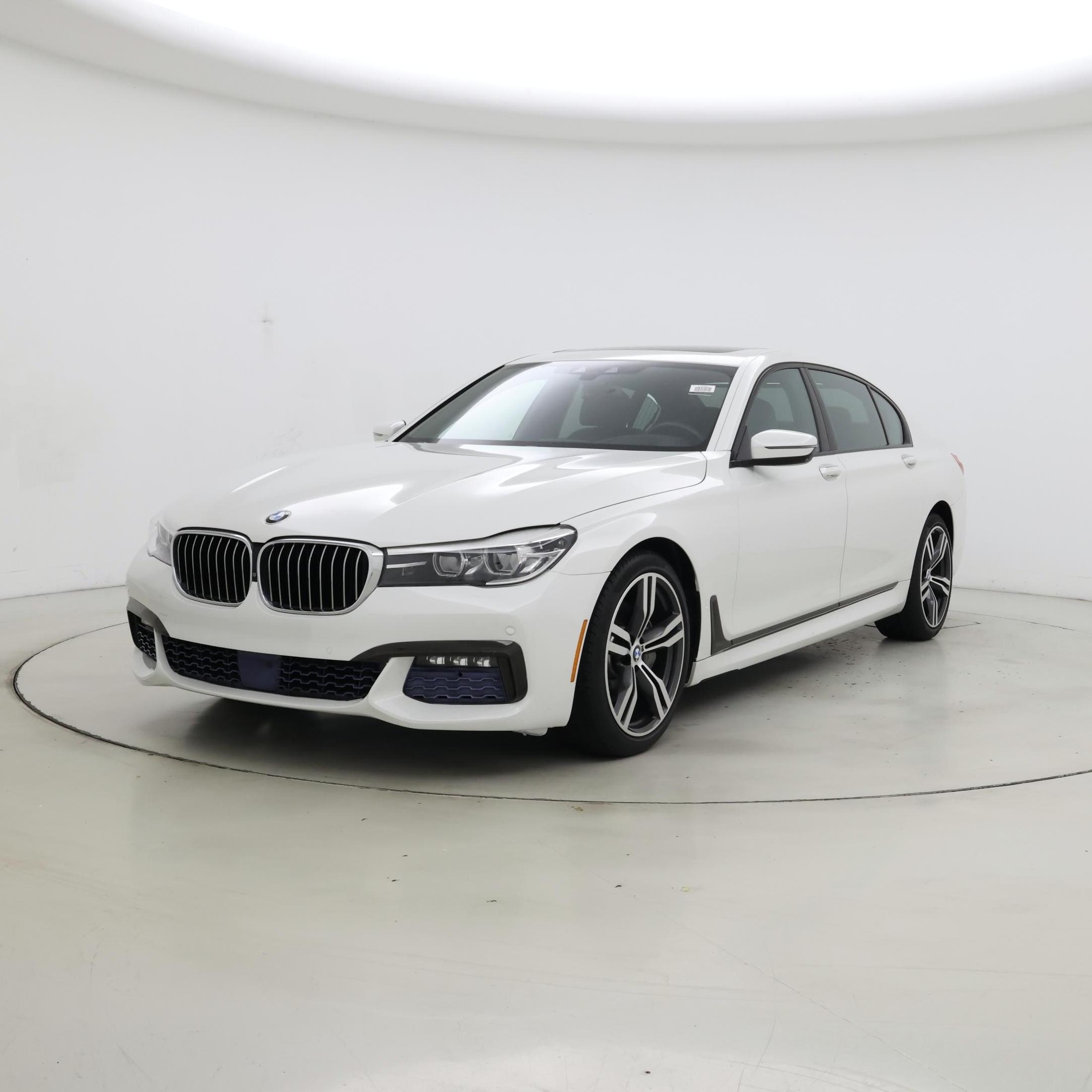 Thumbnail: 2017 BMW 7 Series - 4