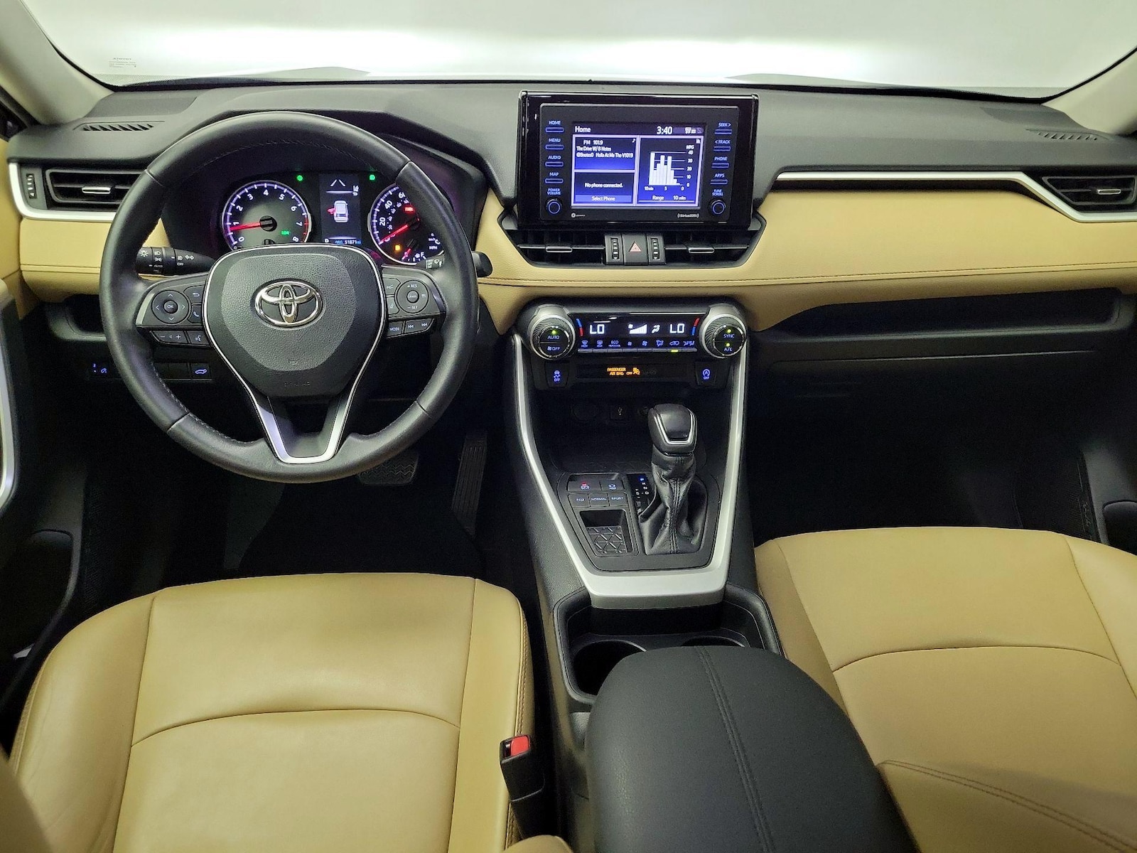 2021 Toyota RAV4 XLE Premium - Photo 10