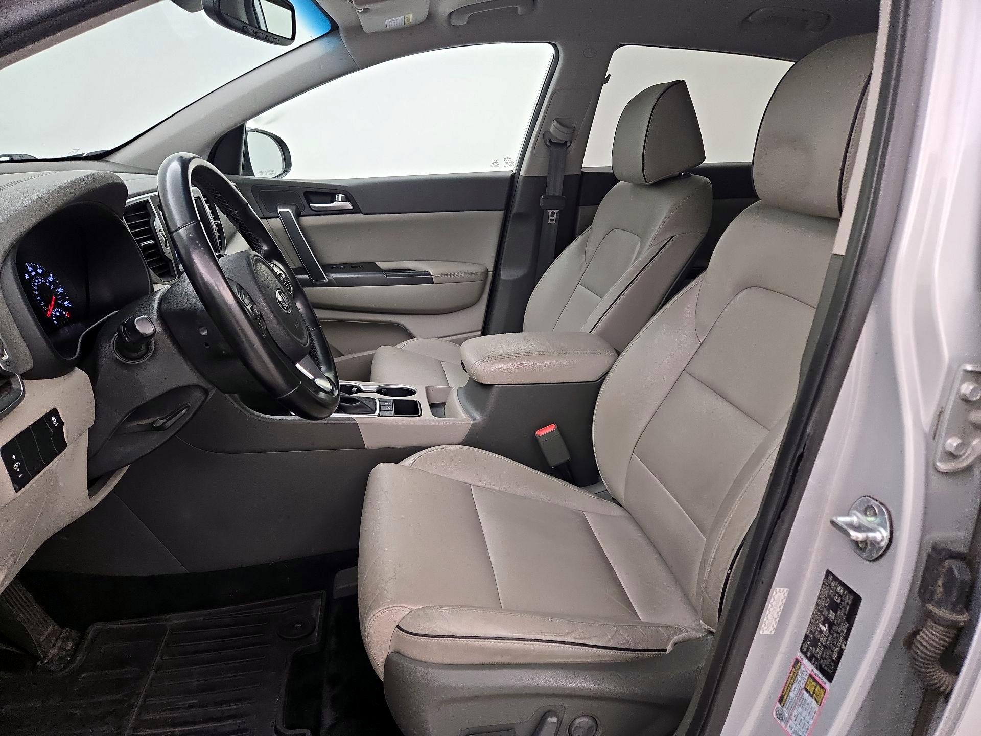 Thumbnail: 2017 Kia Sportage - 11
