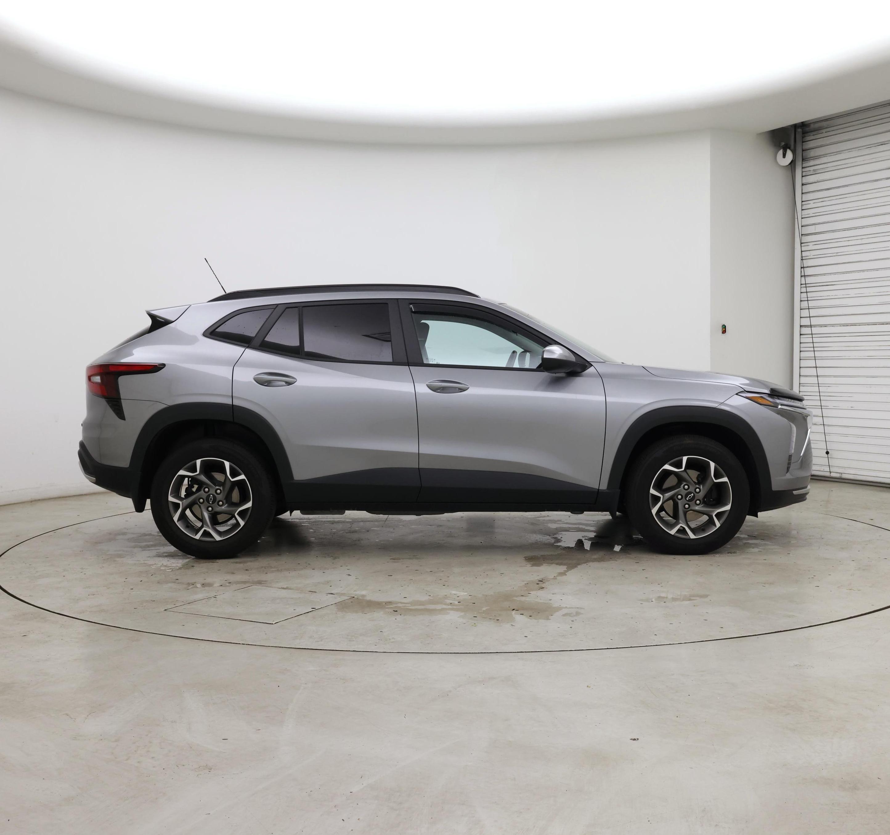 Thumbnail: 2025 Chevrolet Trax - 7