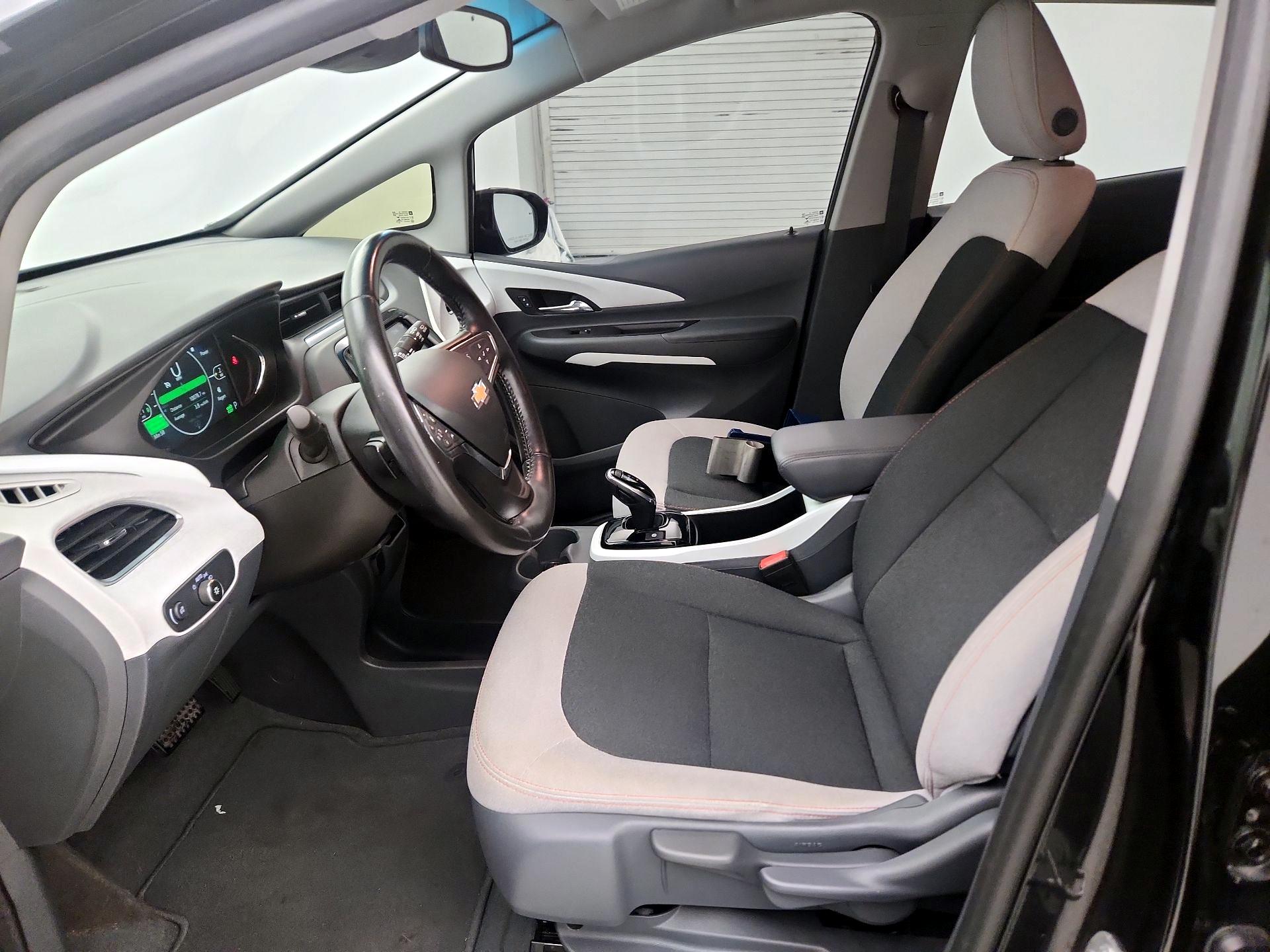 Thumbnail: 2021 Chevrolet Bolt EV - 11