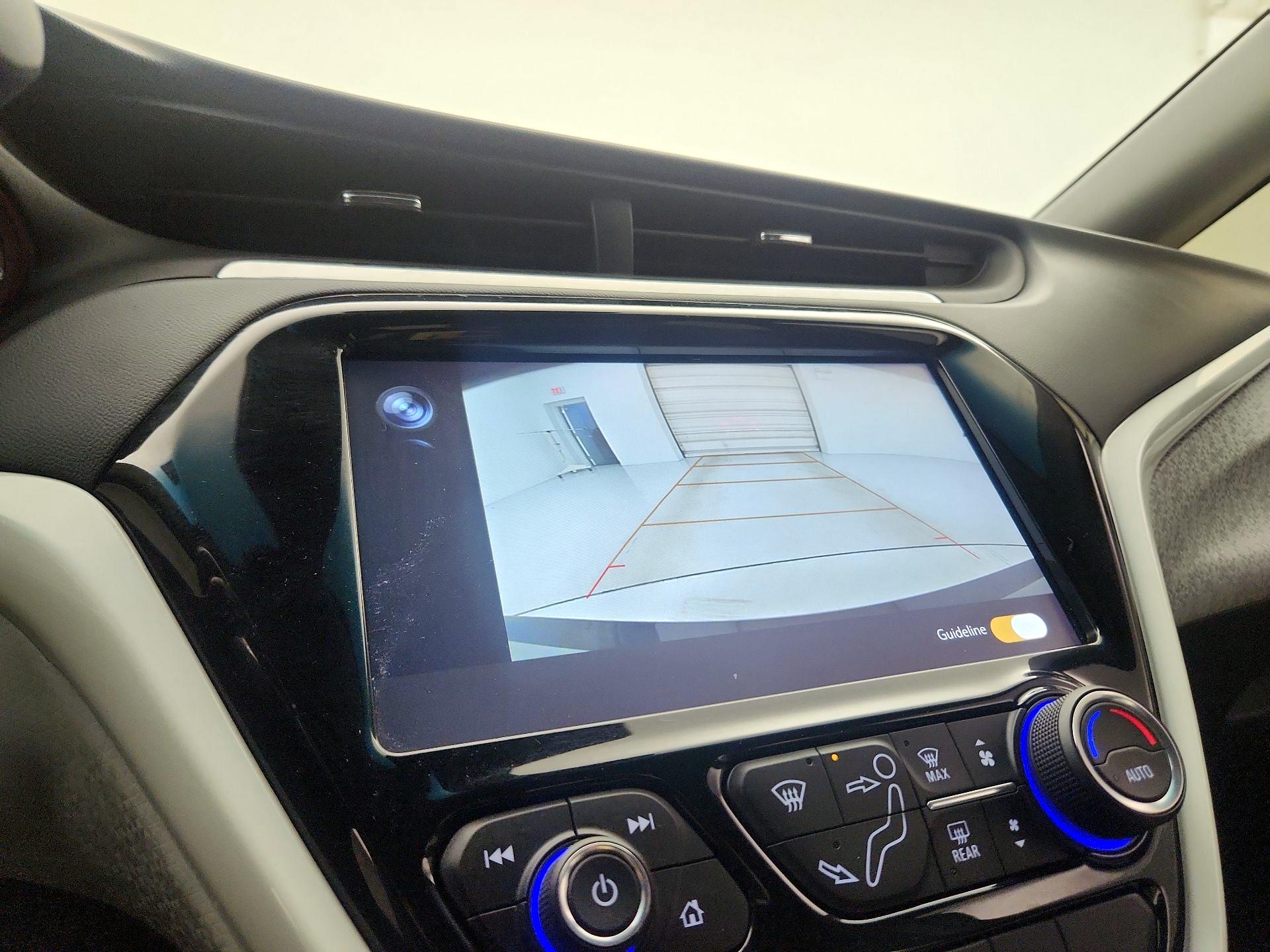 Thumbnail: 2021 Chevrolet Bolt EV - 14