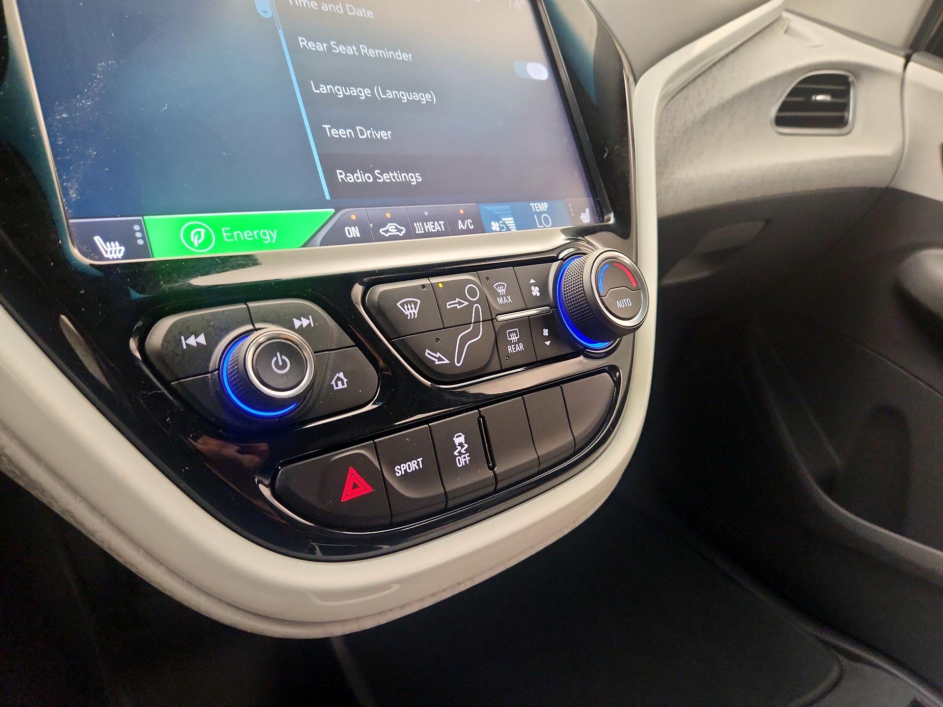 Thumbnail: 2021 Chevrolet Bolt EV - 16