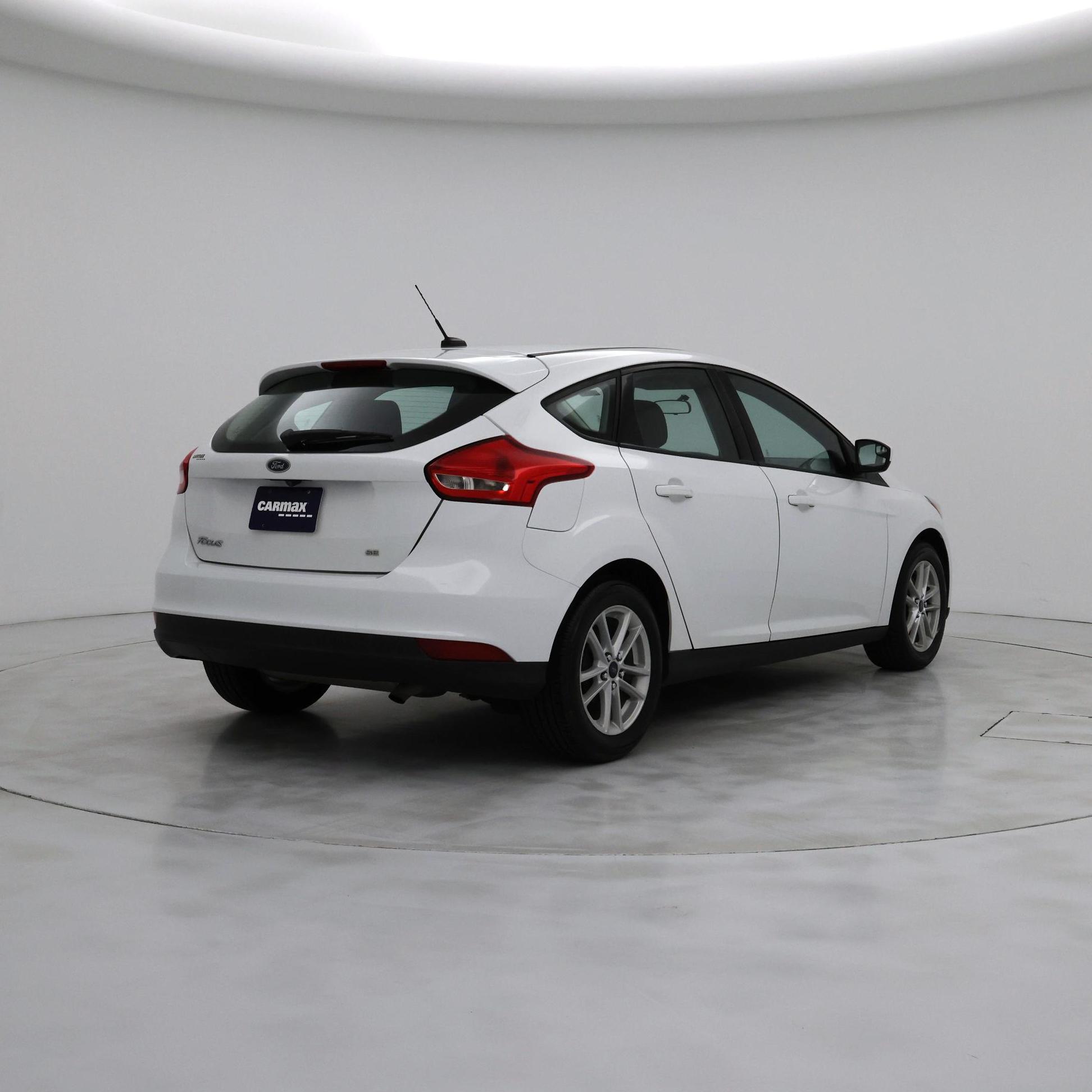 Thumbnail: 2018 Ford Focus - 8